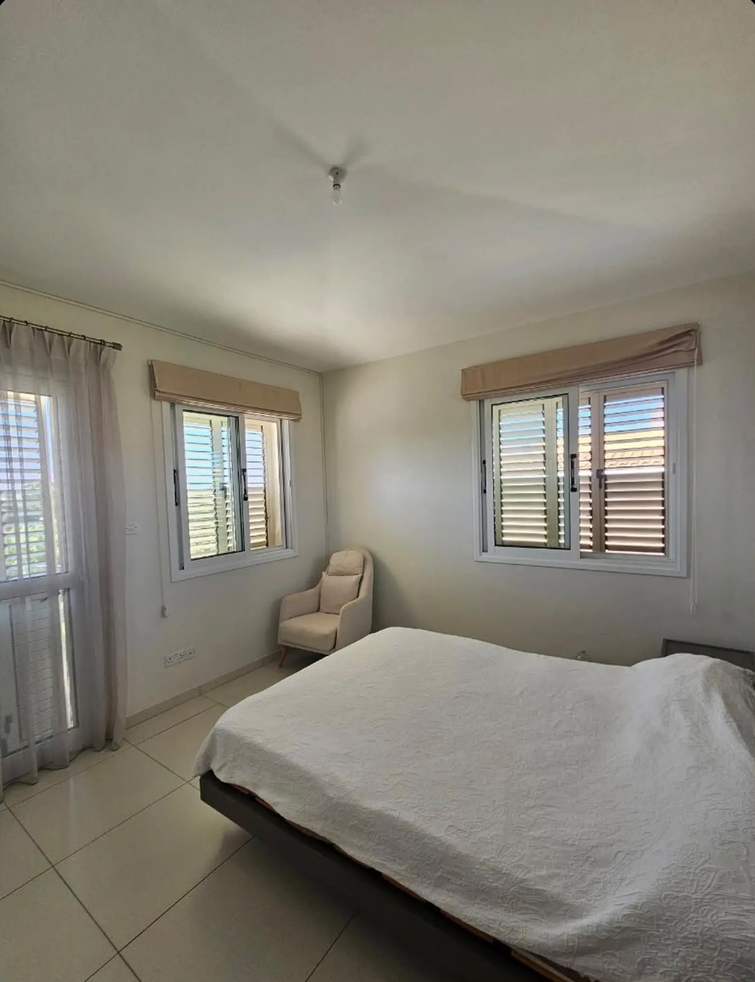 3-bed villa with private pool and sea view in Chlorakas photo 6