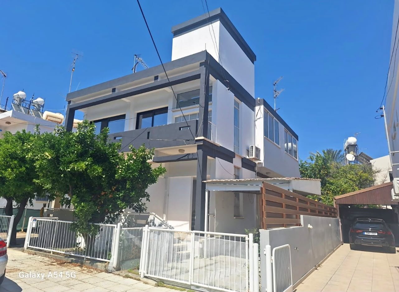 Modern 3-Bedroom Apartment in Apostolos Andreas, Limassol