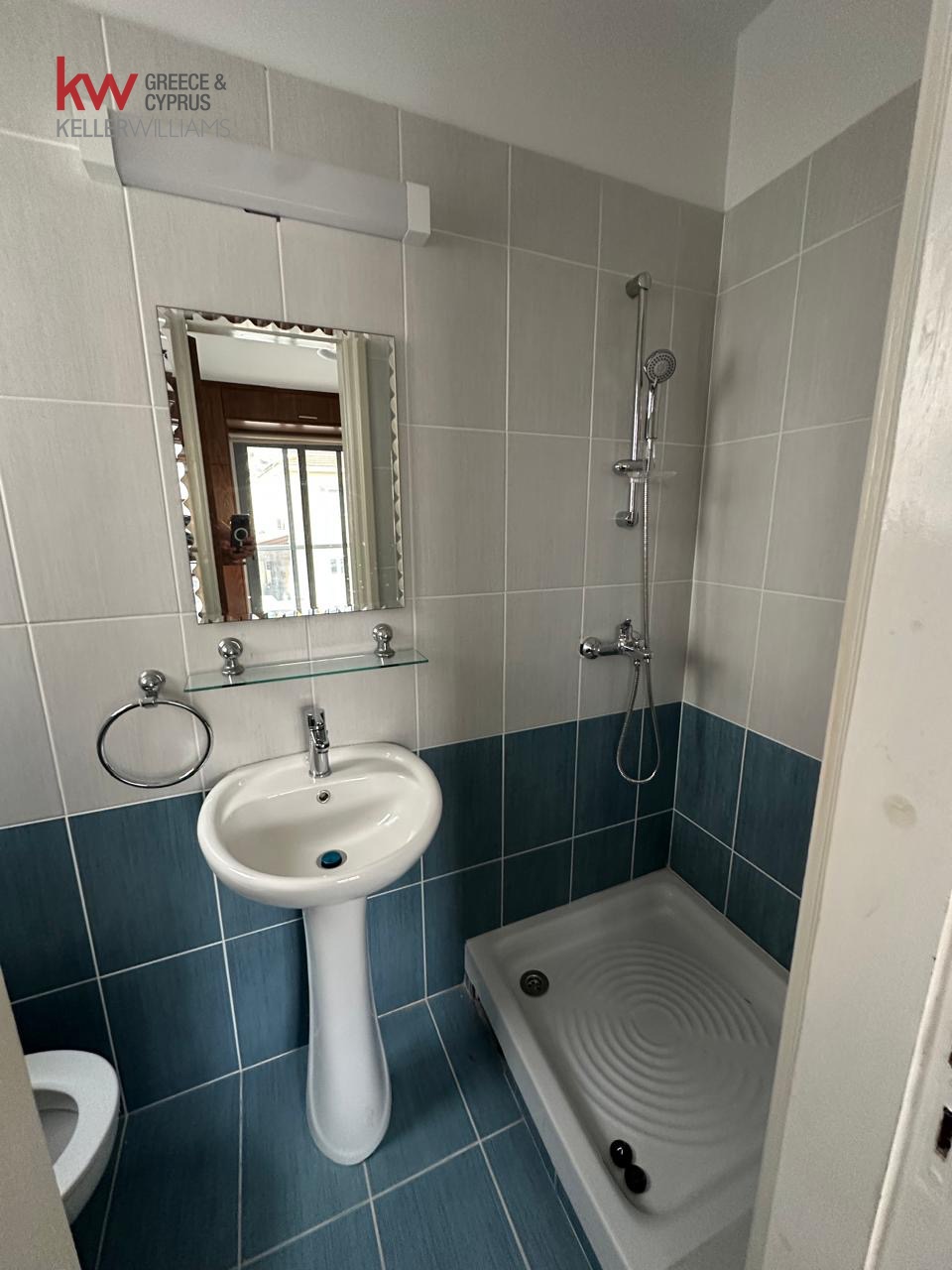 2-bed apartment with covered parking in Livadia, Larnaca photo 7