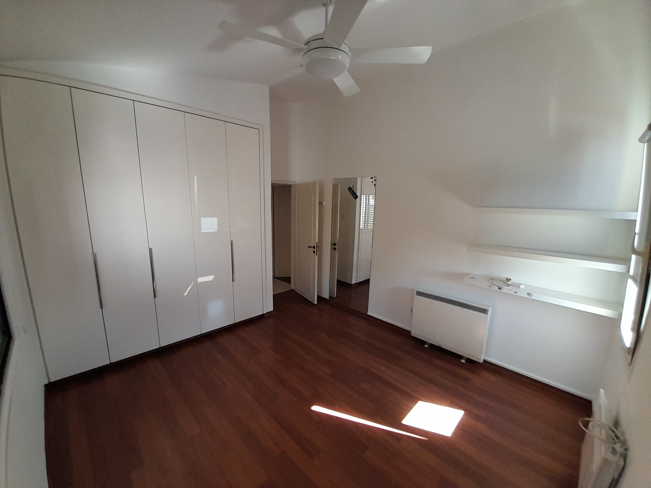 3-bed furnished house with garden in Strovolos, Nicosia photo 18