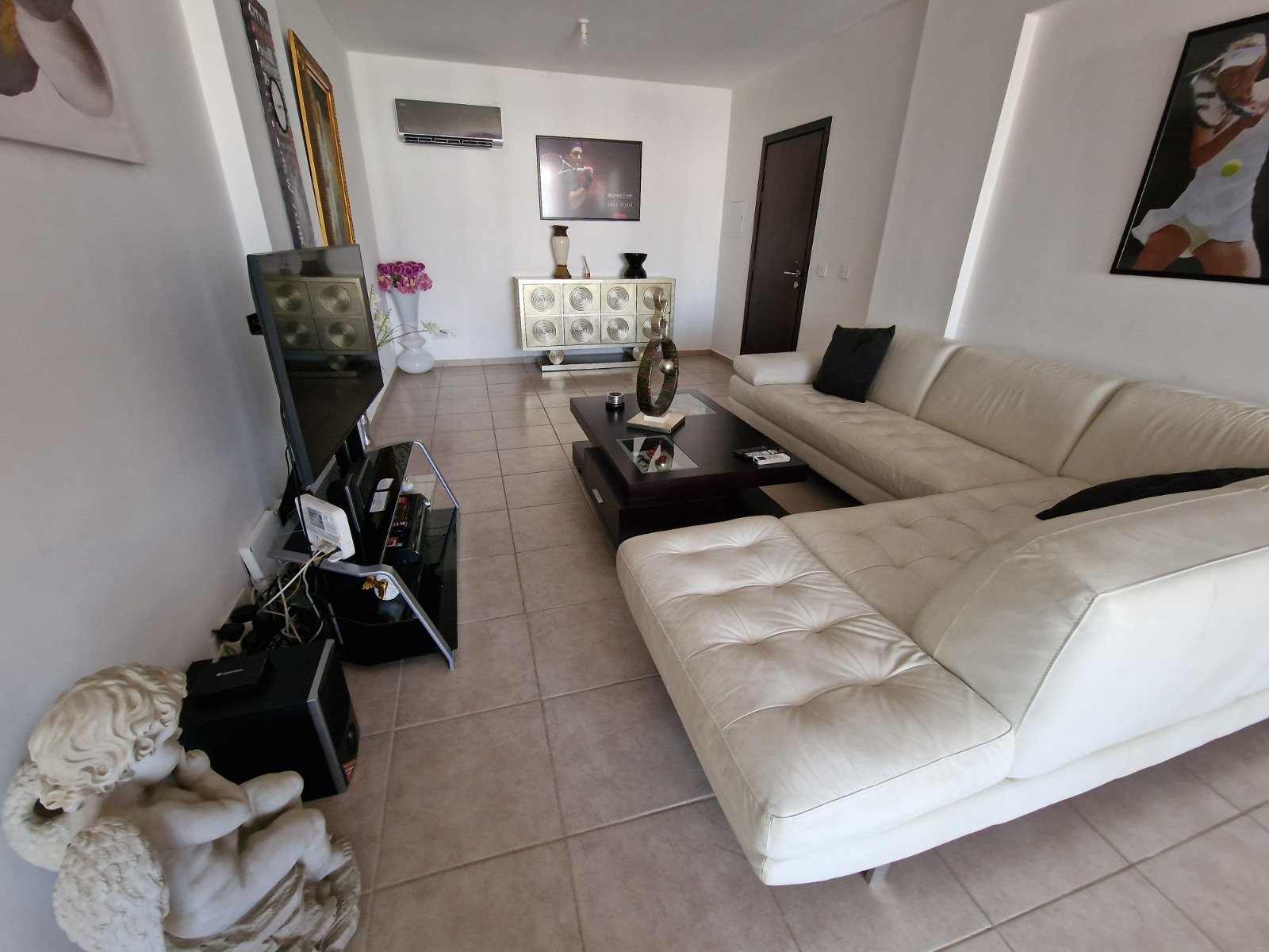 3-bed furnished apartment for rent in Columbia, Germasogeia photo 12