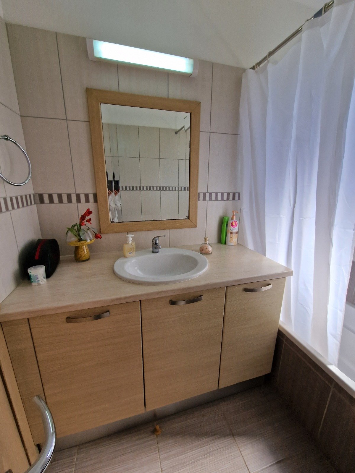 3-bed furnished apartment for rent in Columbia, Germasogeia photo 15