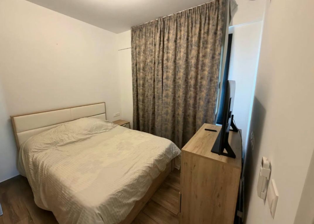 Modern 2-bed apartment with balcony in Mesa Geitonia photo 5