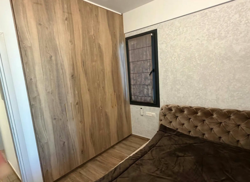 Modern 2-bed apartment with balcony in Mesa Geitonia photo 6