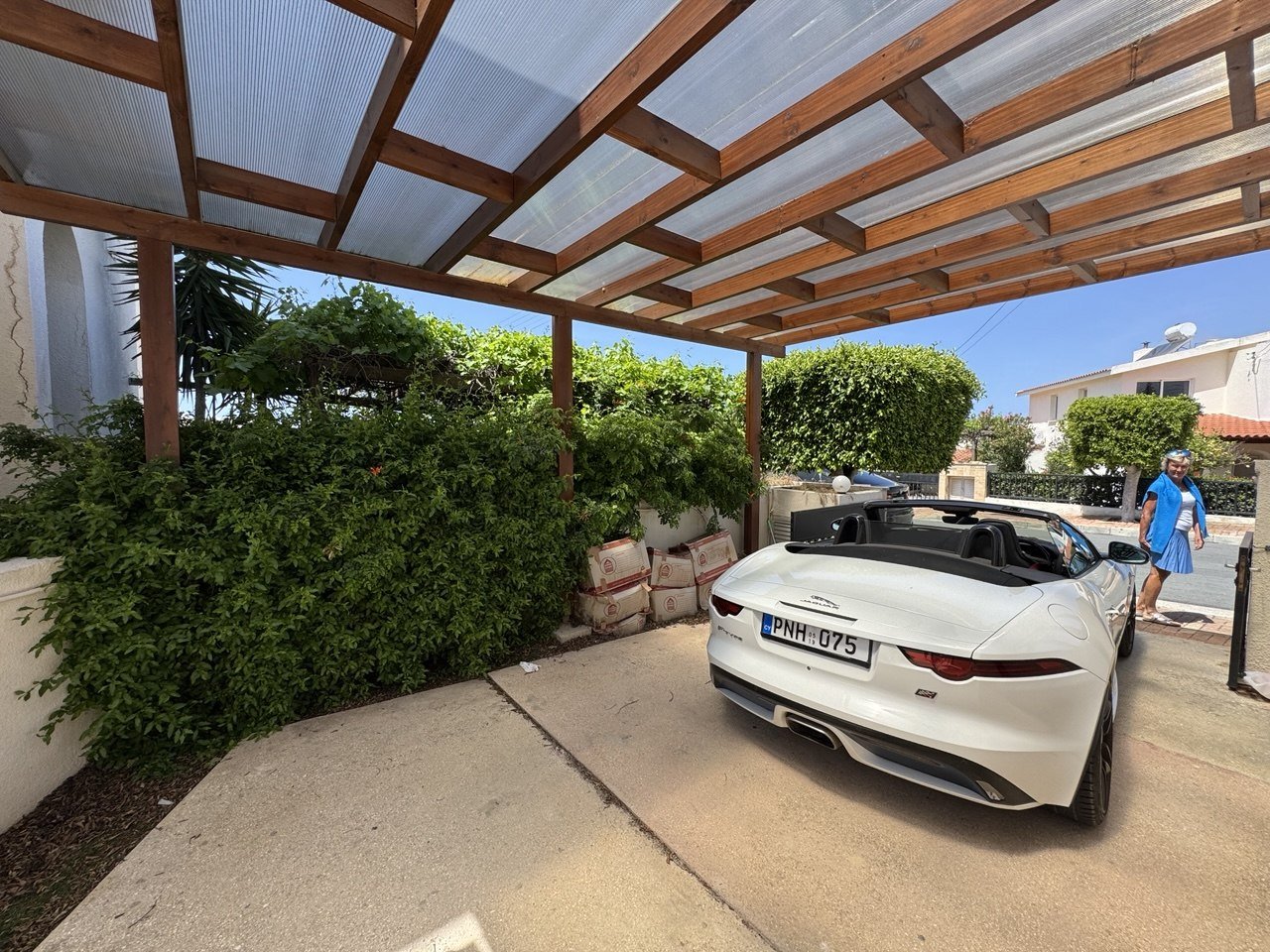 3-bedroom apartment with sea view in Pissouri, Limassol photo 12