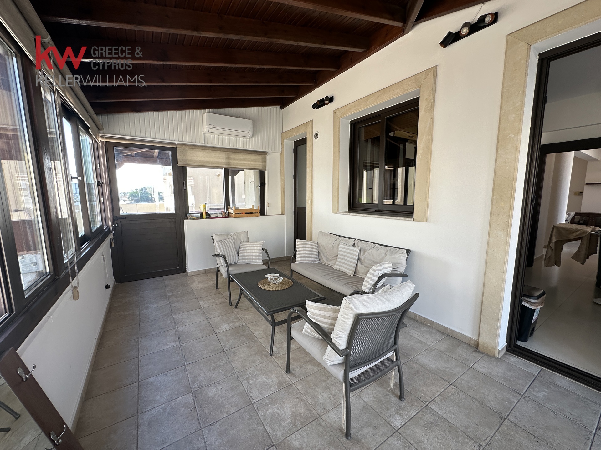 3-bed detached house with yard in Livadia, Larnaca photo 10