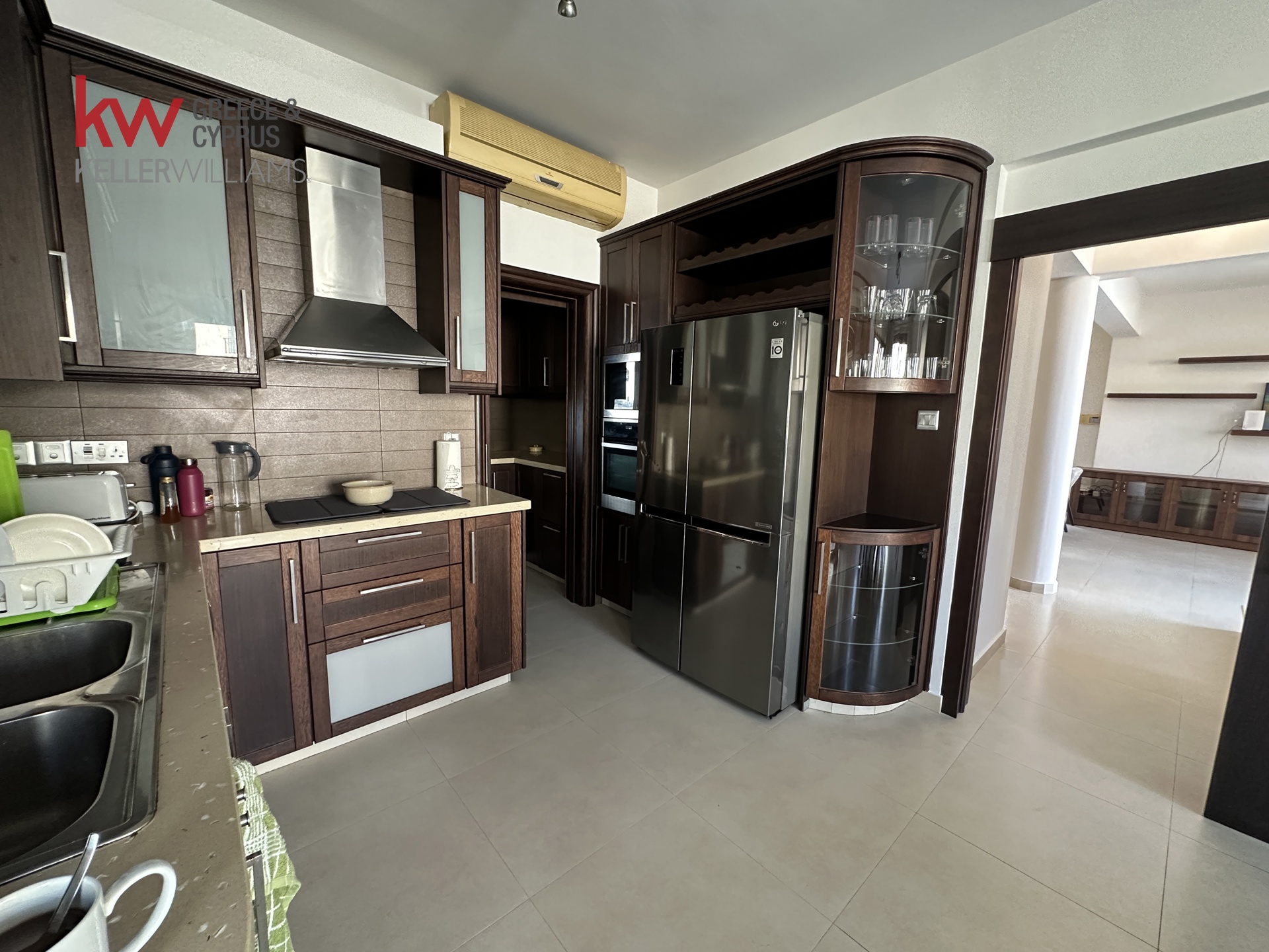 3-bed detached house with yard in Livadia, Larnaca photo 9