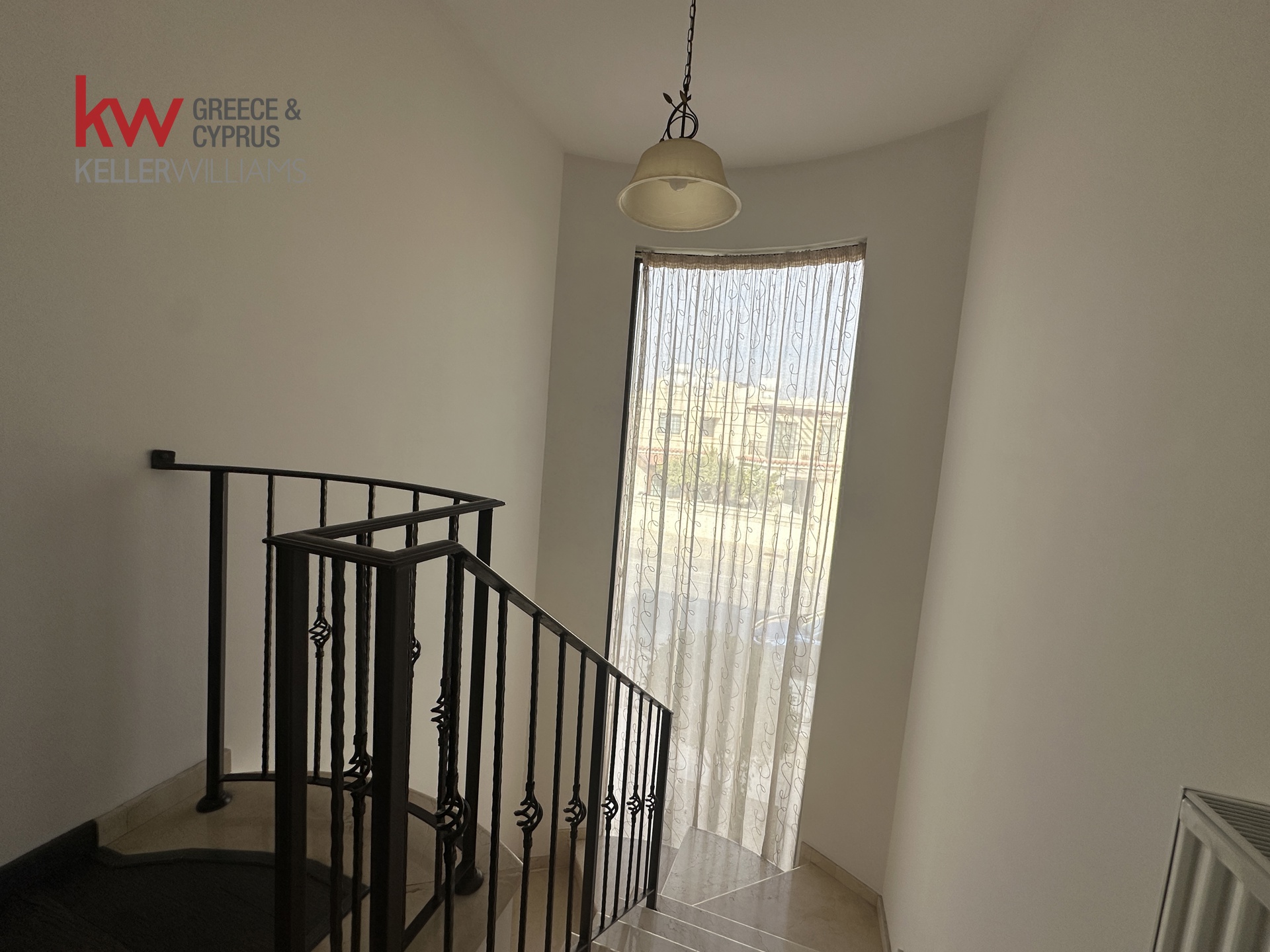 3-bed detached house with yard in Livadia, Larnaca photo 11