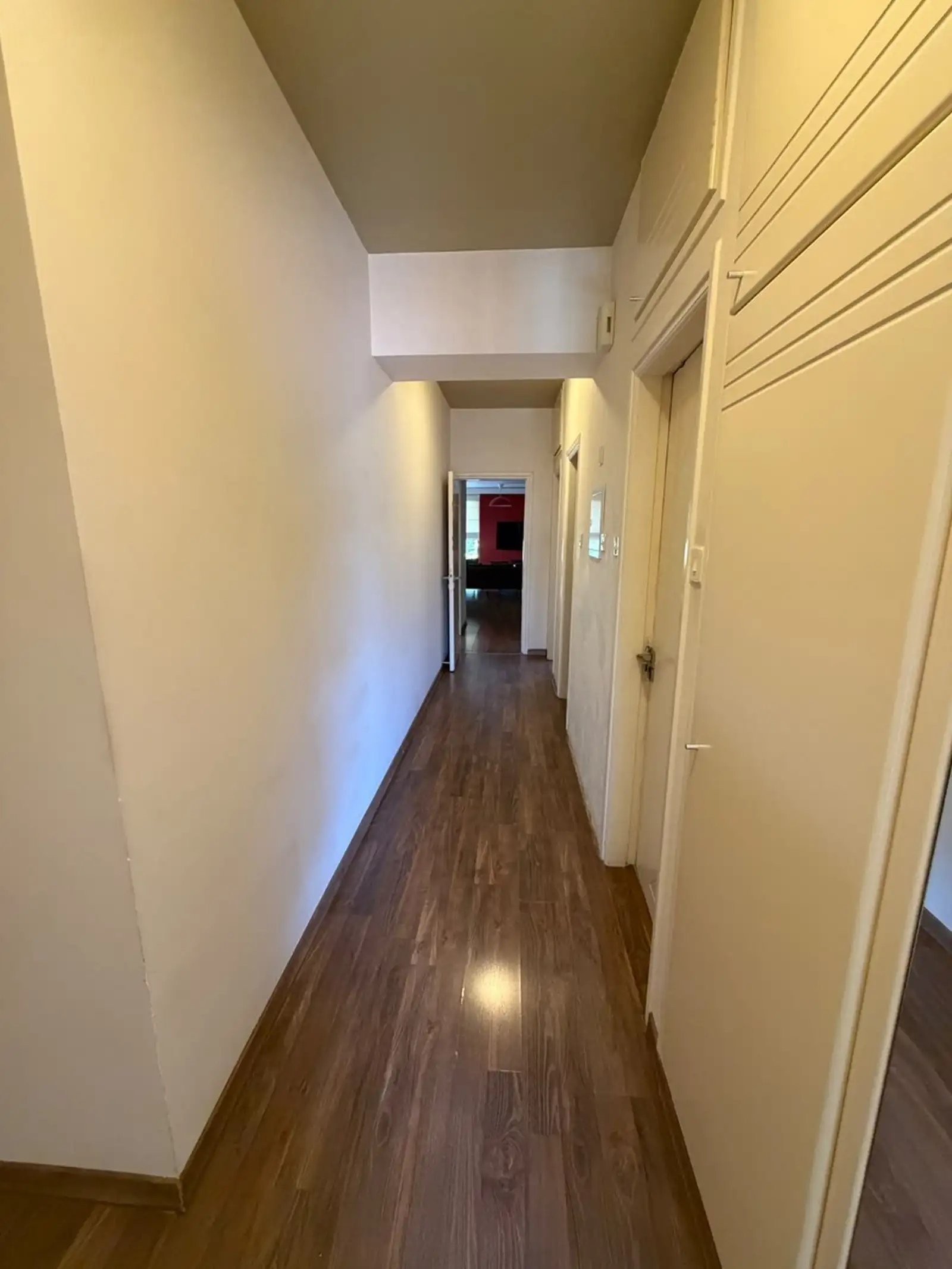 Renovated 3-bed furnished apartment in Katholiki, Limassol photo 9