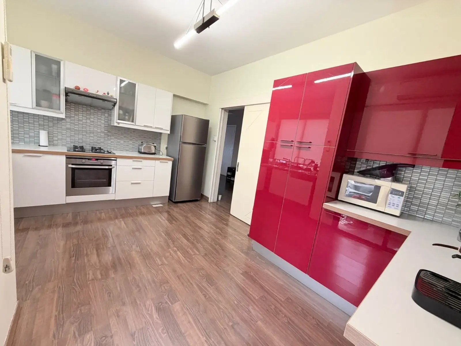 Renovated 3-bed furnished apartment in Katholiki, Limassol photo 8