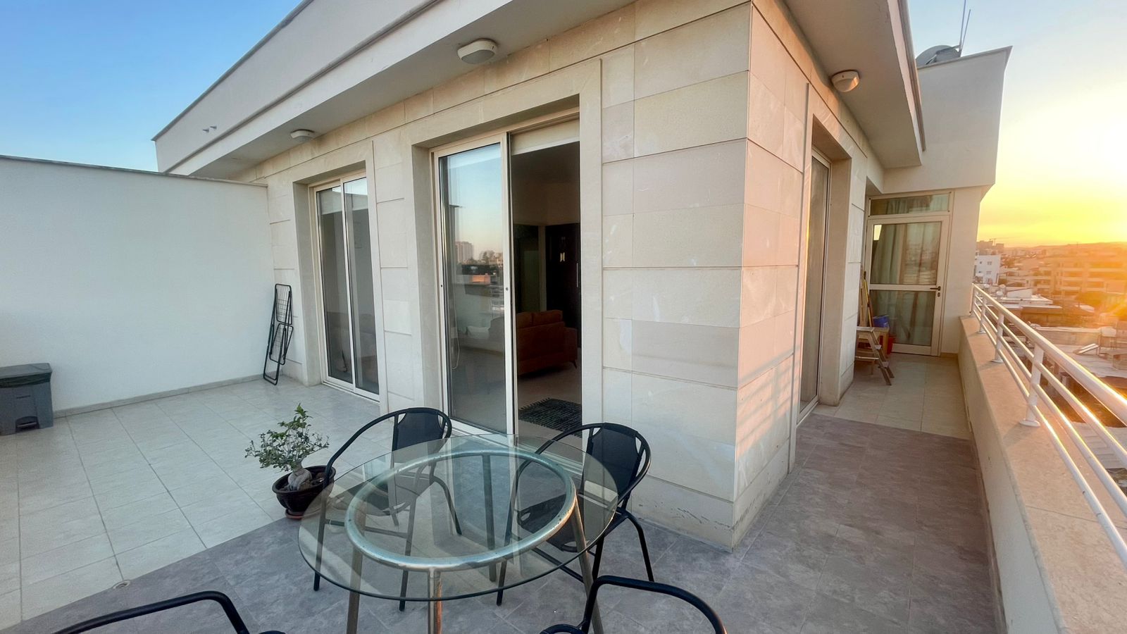 2-bedroom fully furnished apartment for rent in Larnaca City photo 3