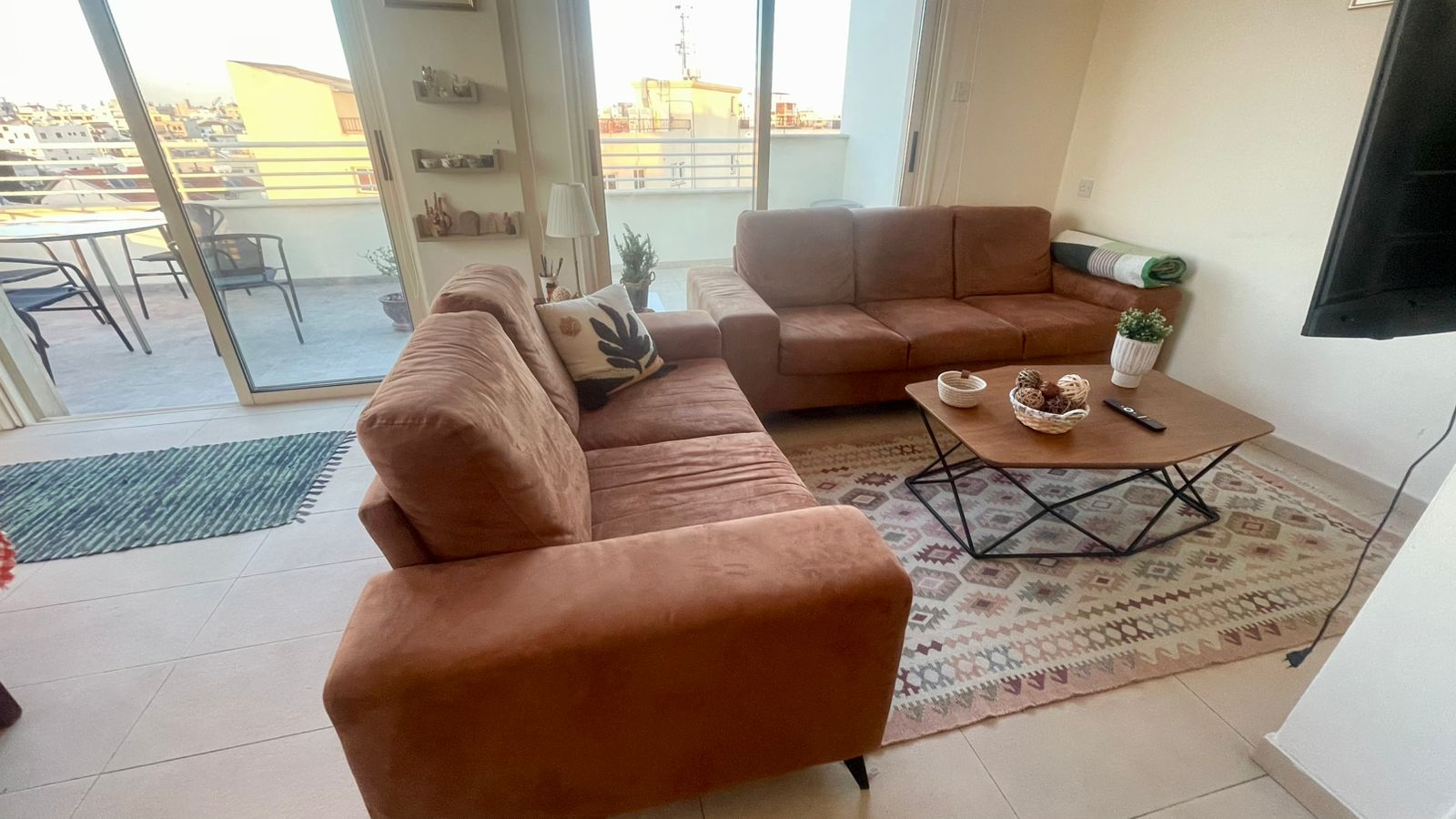 2-bedroom fully furnished apartment for rent in Larnaca City photo 4