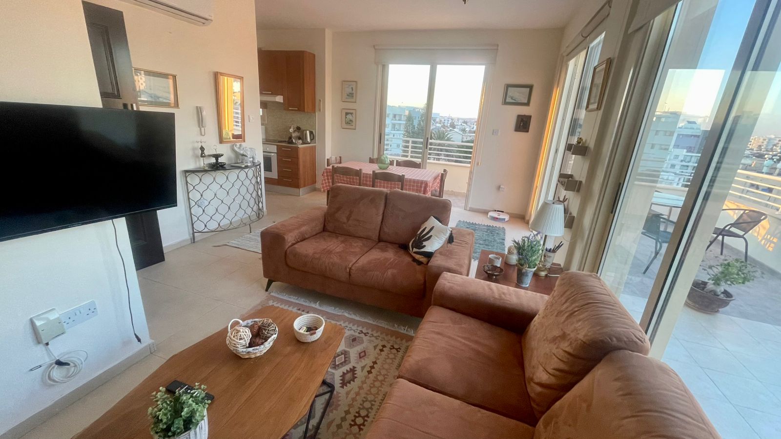 2-bedroom fully furnished apartment for rent in Larnaca City photo 5