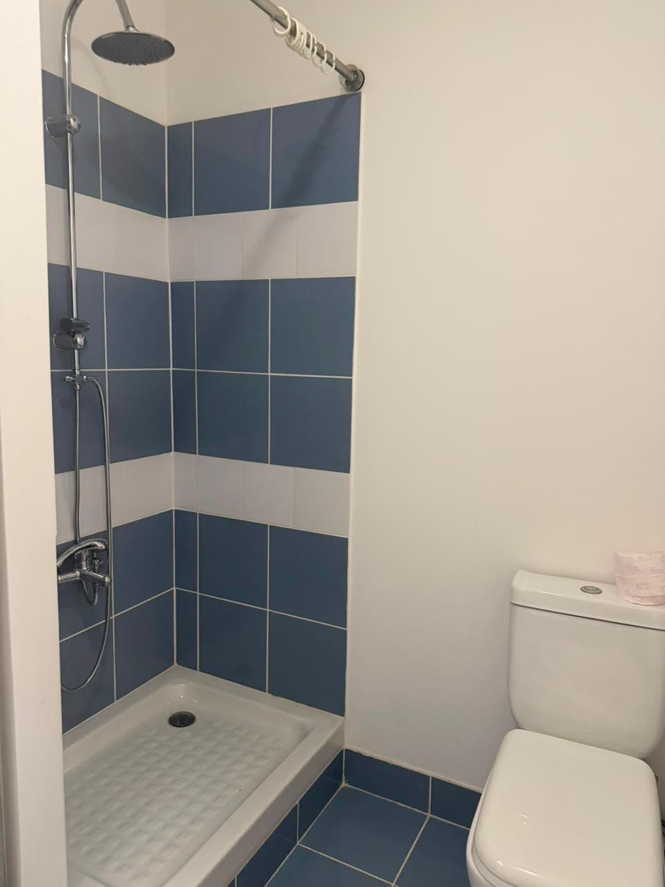 4-bedroom renovated house with garden and sea view in Souni photo 5