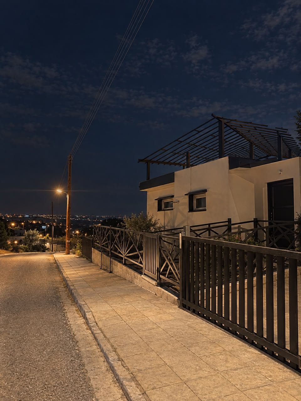 4-bedroom renovated house with garden and sea view in Souni photo 2