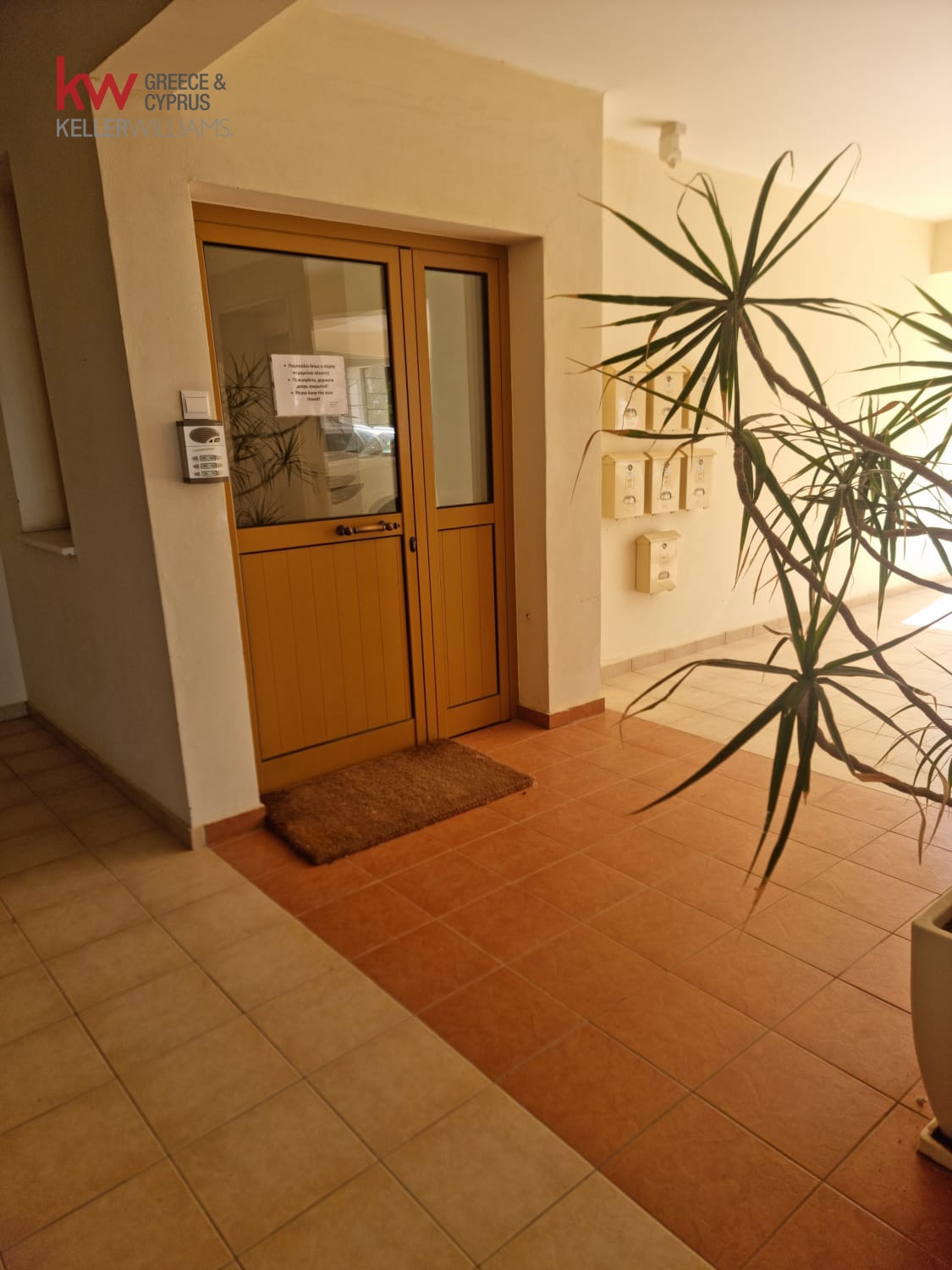 For rent, Livadia, Apartment 188 sqr.m.