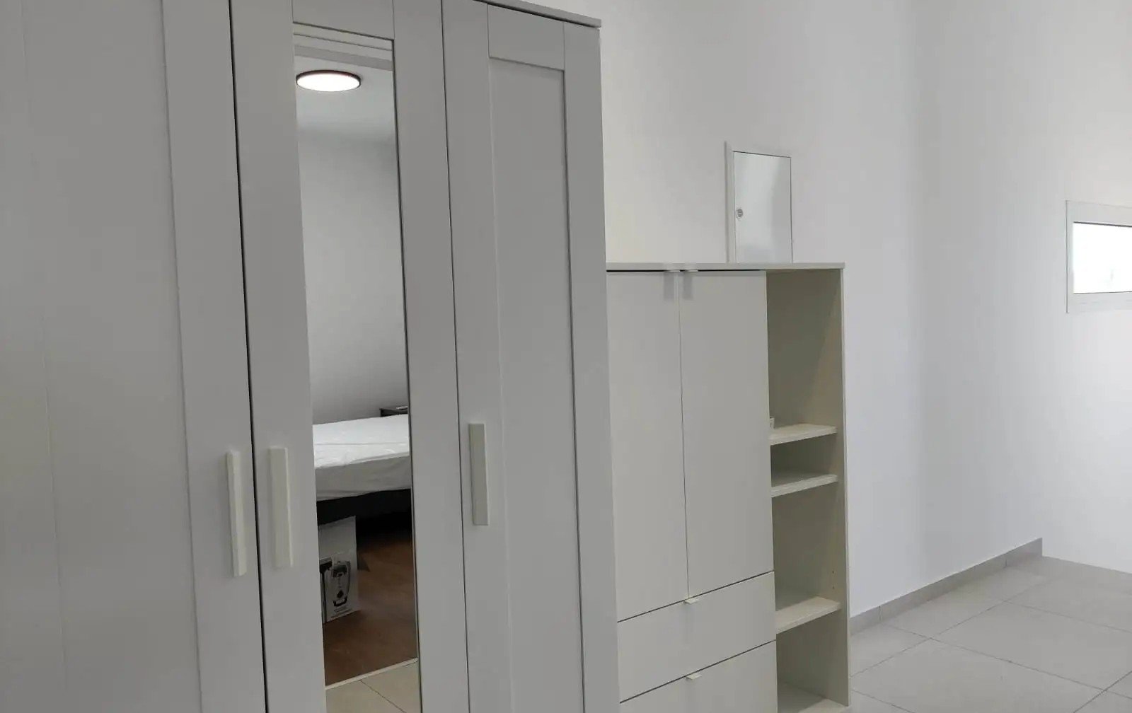 Modern 2-bedroom apartment with pool in Asomatos, Limassol photo 5