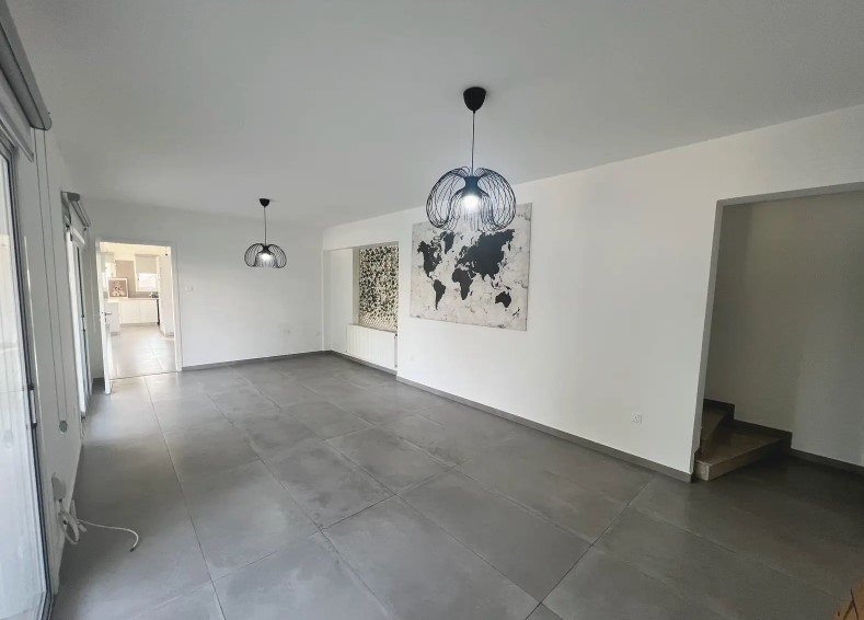 Spacious 4-Bedroom Apartment in Strovolos, Nicosia