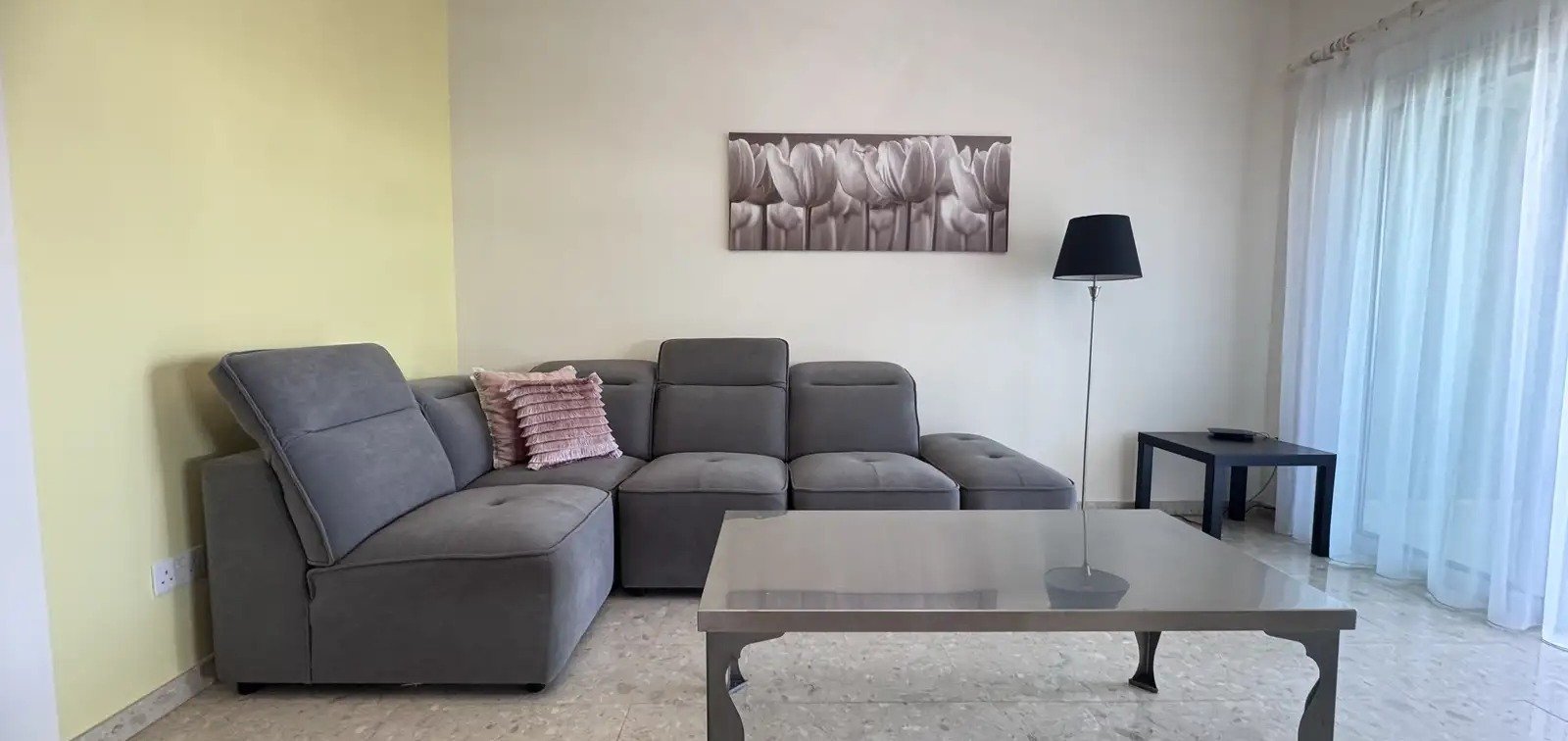 Modern 1-Bedroom Apartment in Mesa Geitonia, Limassol