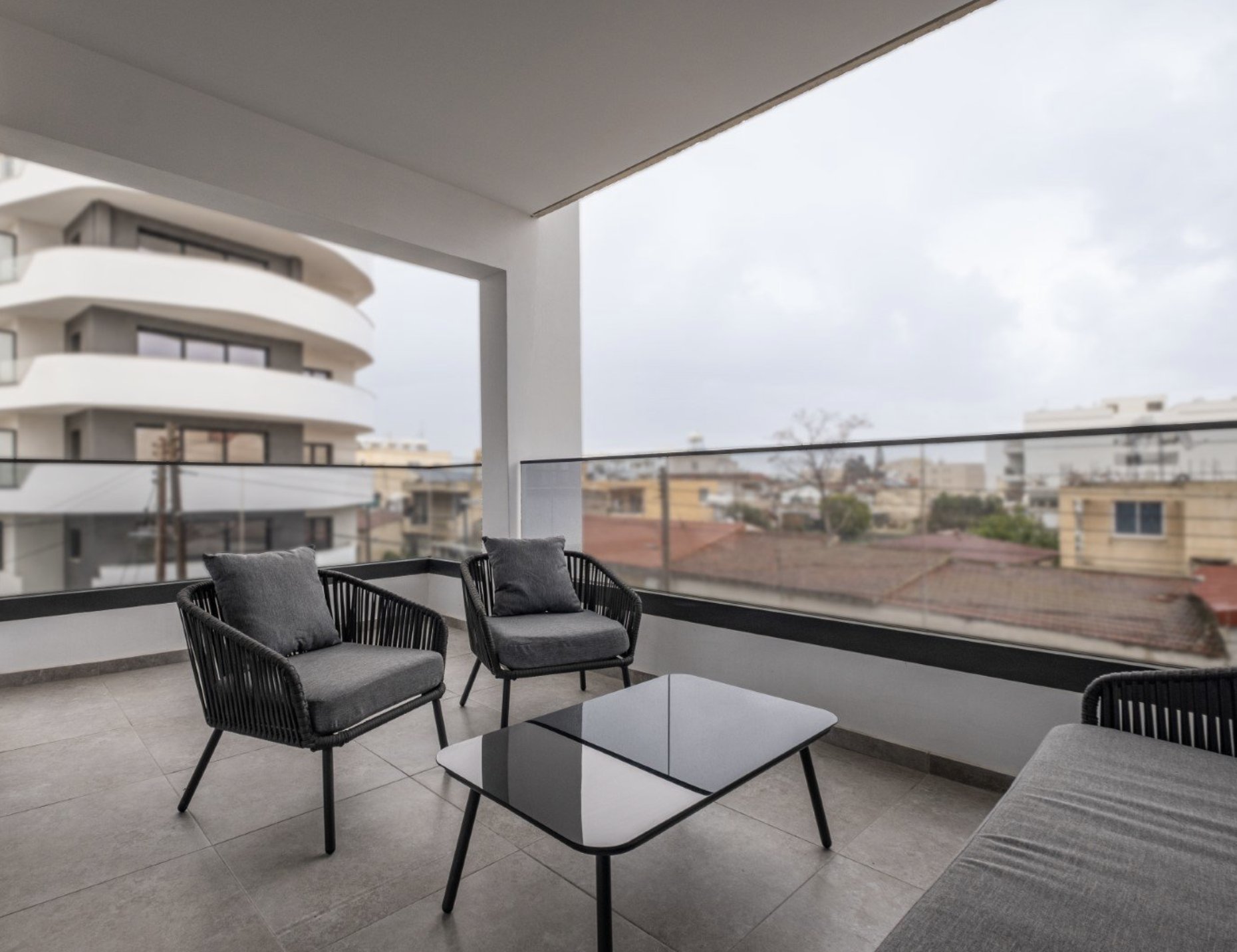 Modern 2-Bedroom Apartment in Chrysopolitissa, Larnaca