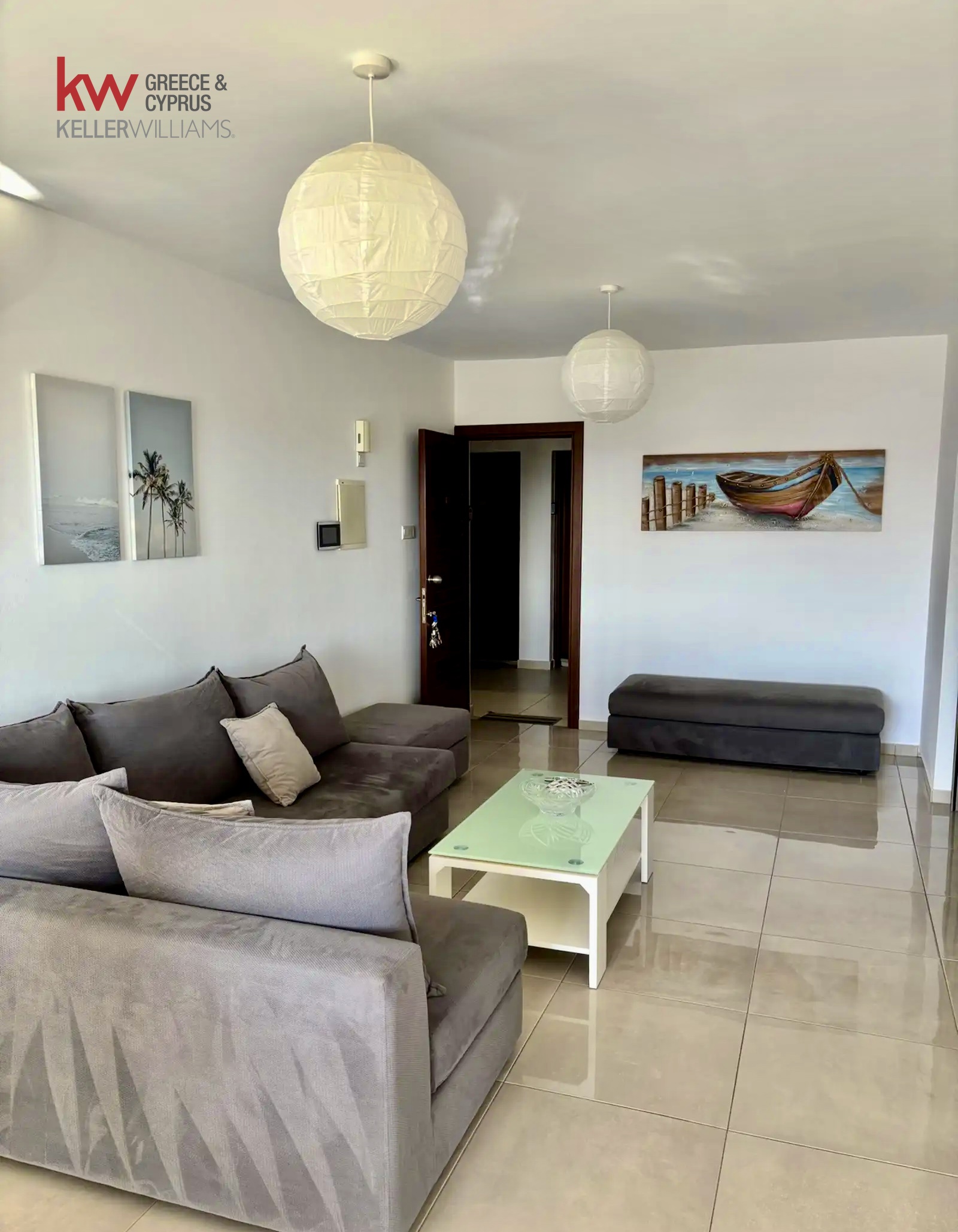 2-bed luxury apartment with covered parking in Meneou photo 4