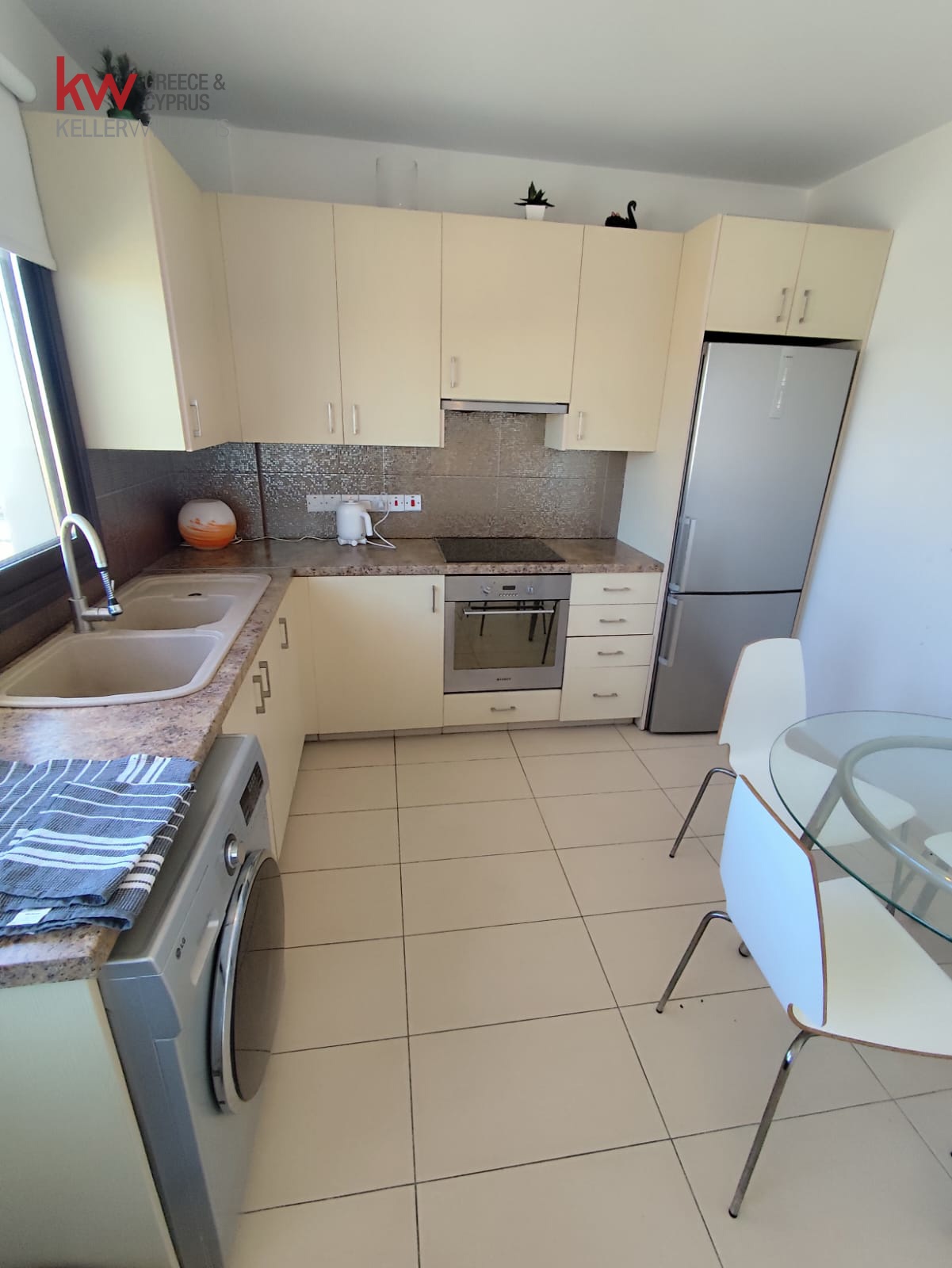 2-bed furnished apartment in Leivadia, Larnaca photo 3