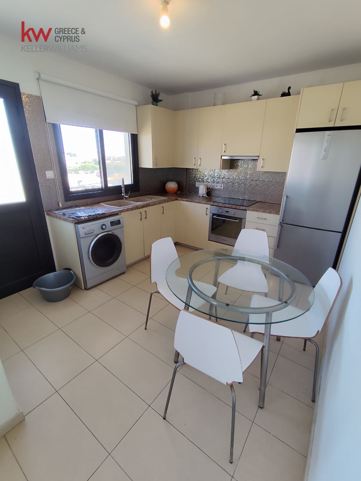 2-bed furnished apartment in Leivadia, Larnaca photo 2