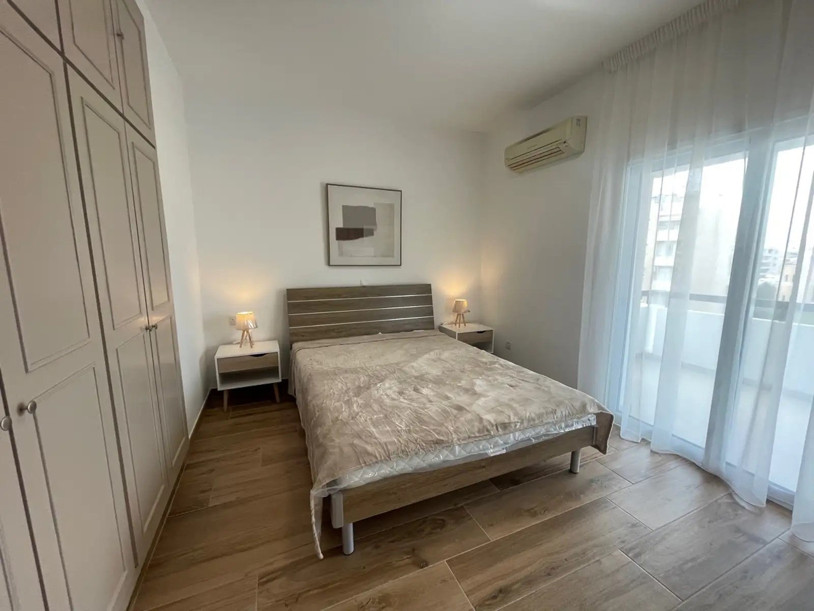 Renovated 3-bed apartment in Petrou Kai Pavlou, Limassol photo 3