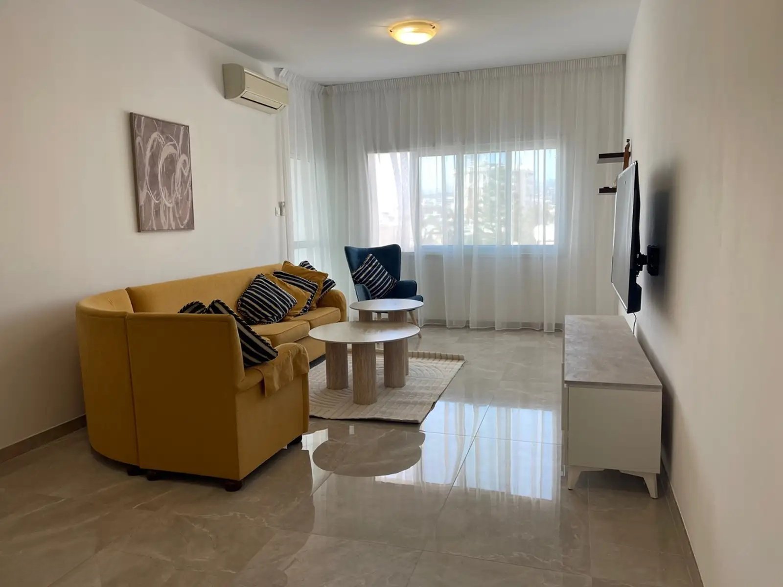 Renovated 3-bed apartment in Petrou Kai Pavlou, Limassol