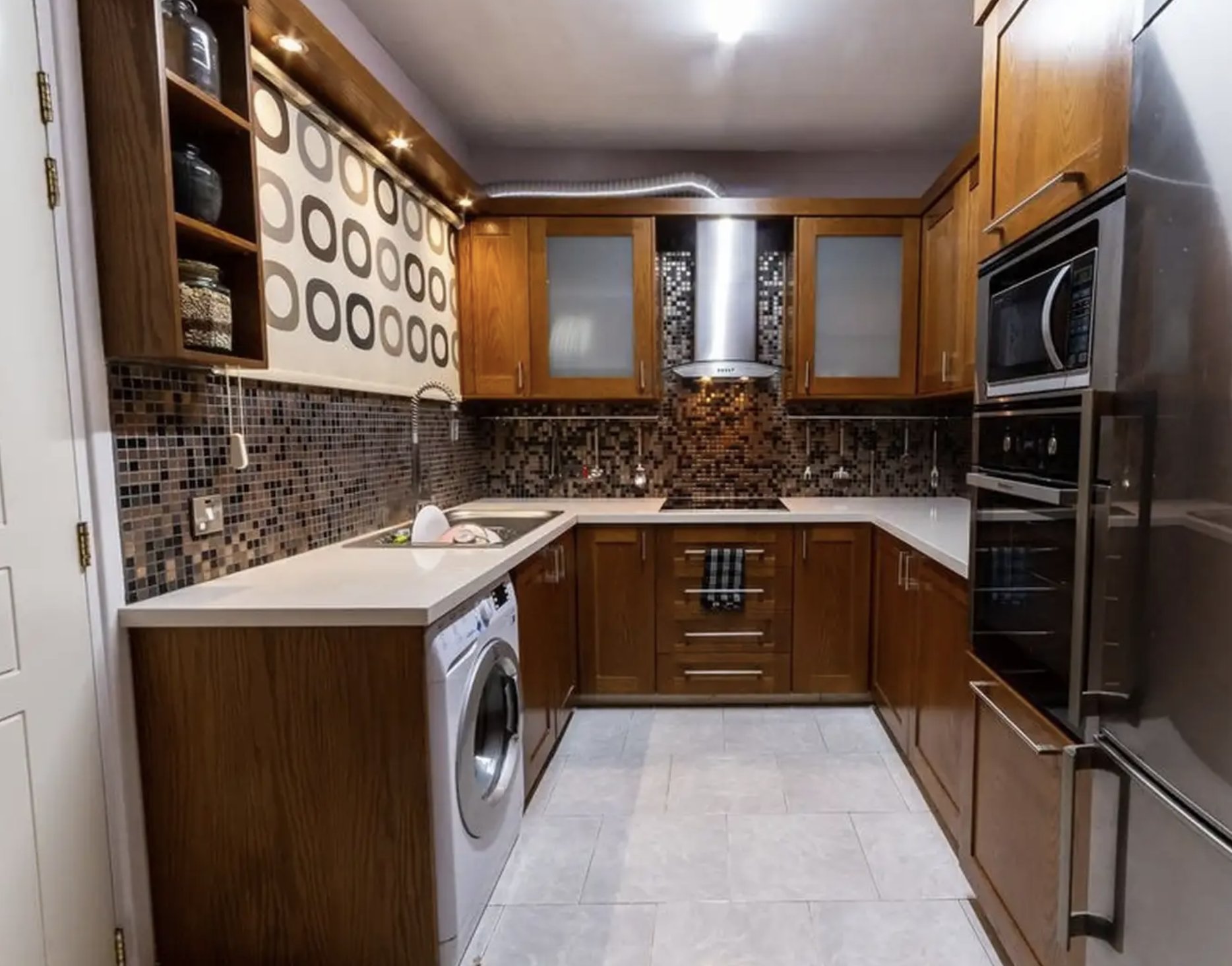 Modern 2-Bedroom Apartment in Historical Center, Limassol