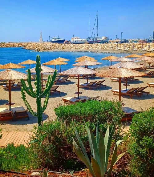 3-bed sea view villa with private pool in Zygi photo 13
