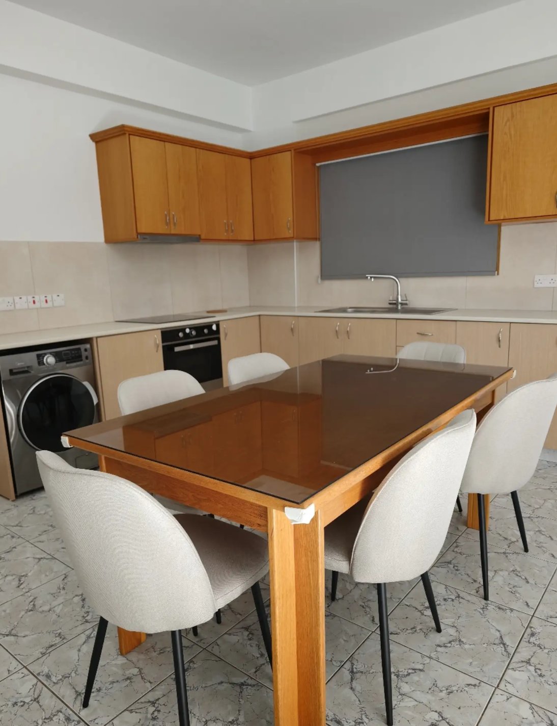 Modern 2-Bedroom Apartment in Ypsonas, Limassol