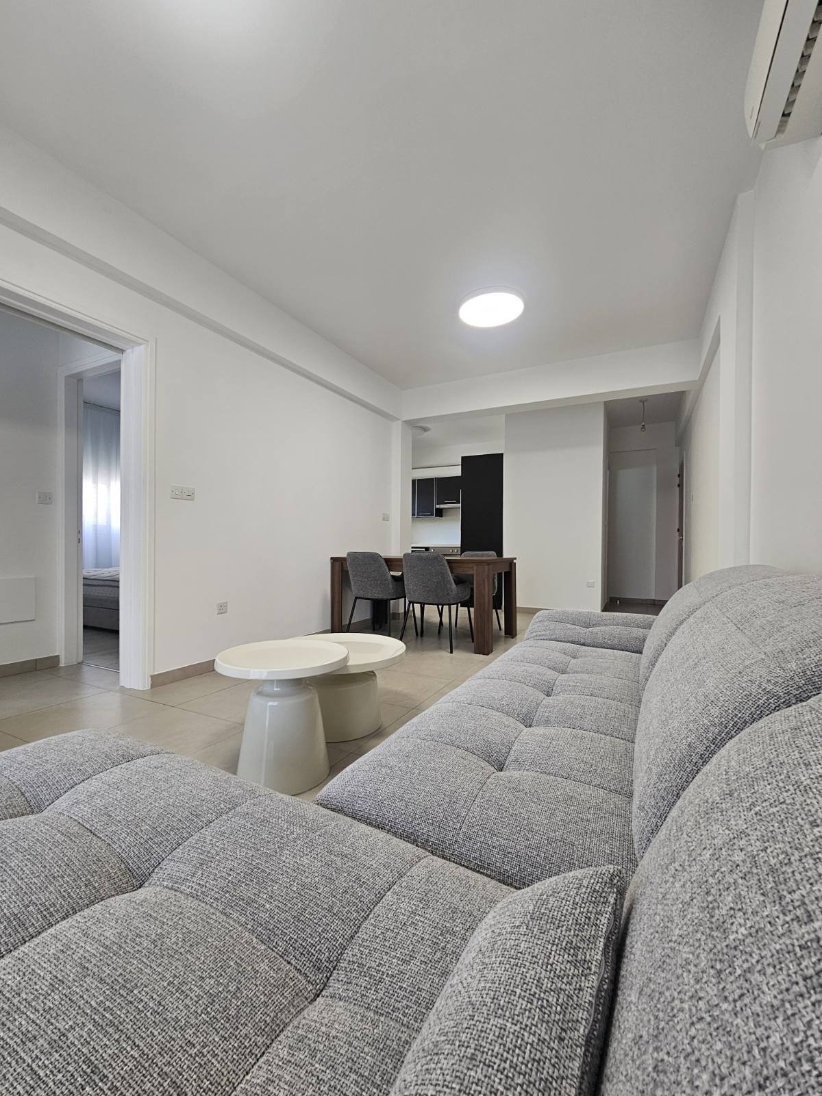 Modern 2-Bedroom Apartment in Mesa Geitonia, Limassol