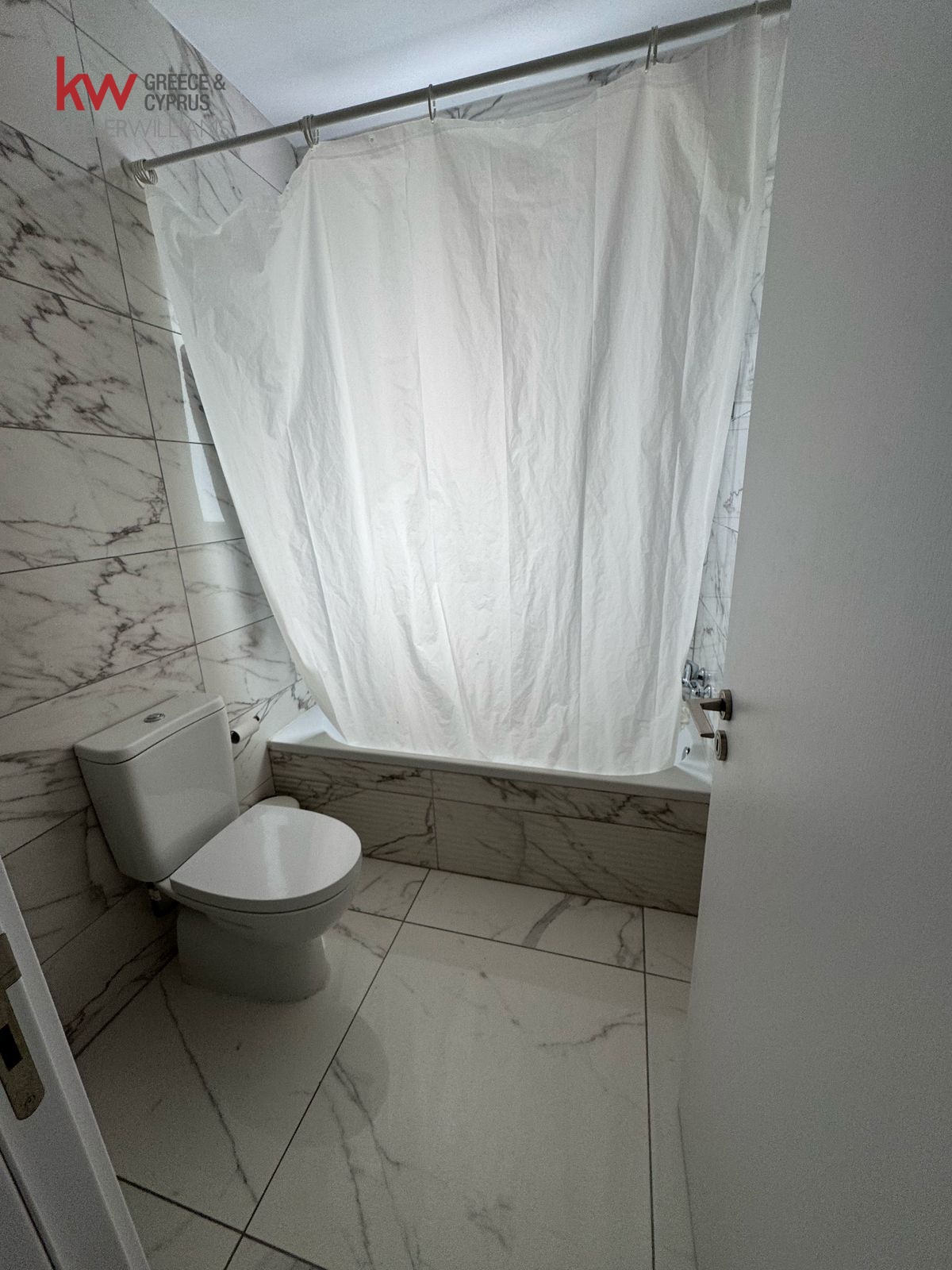 2-bed apartment for rent in Larnaca City photo 4