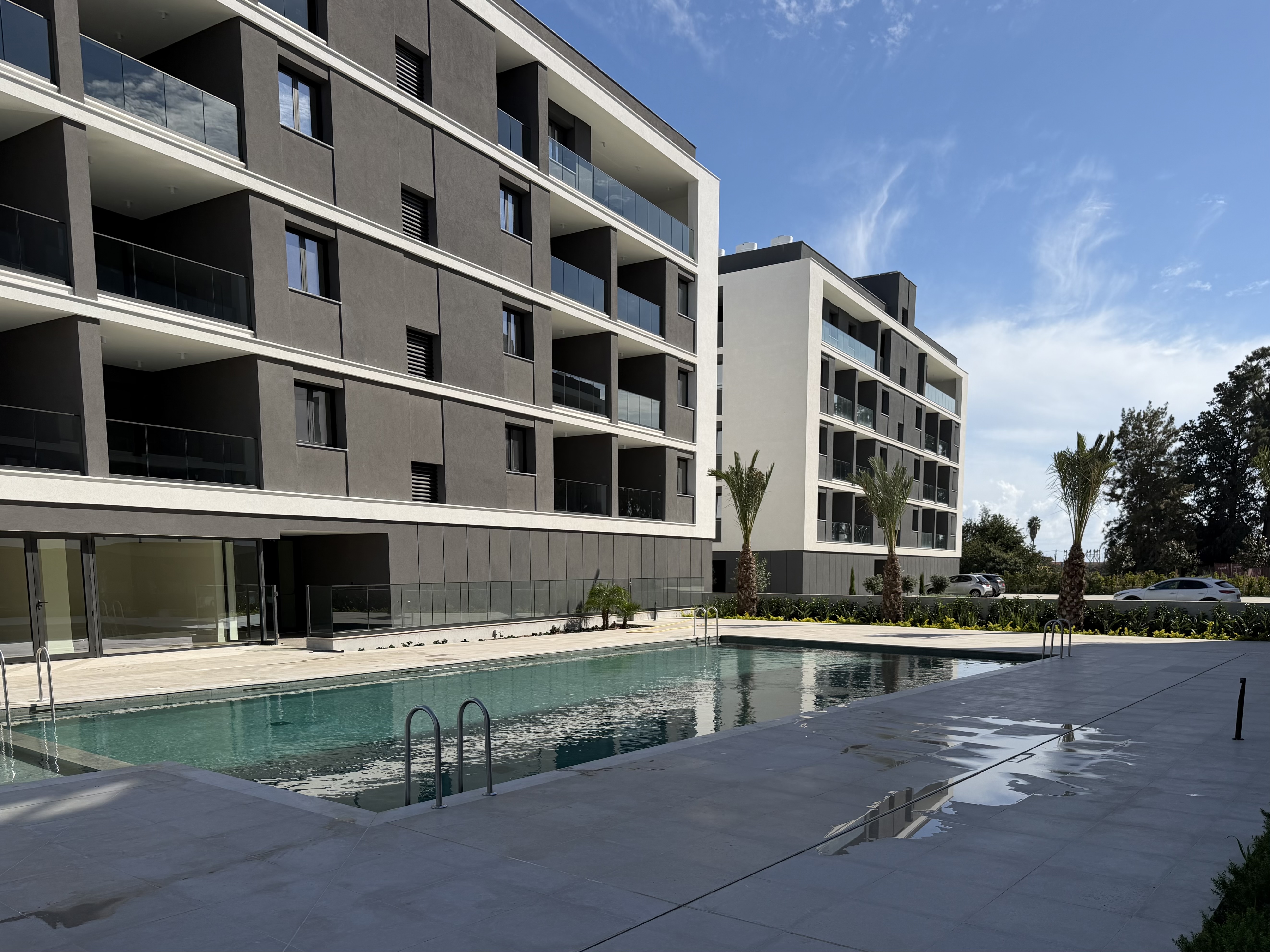 Luxury 1 Bedroom Apartment For Rent