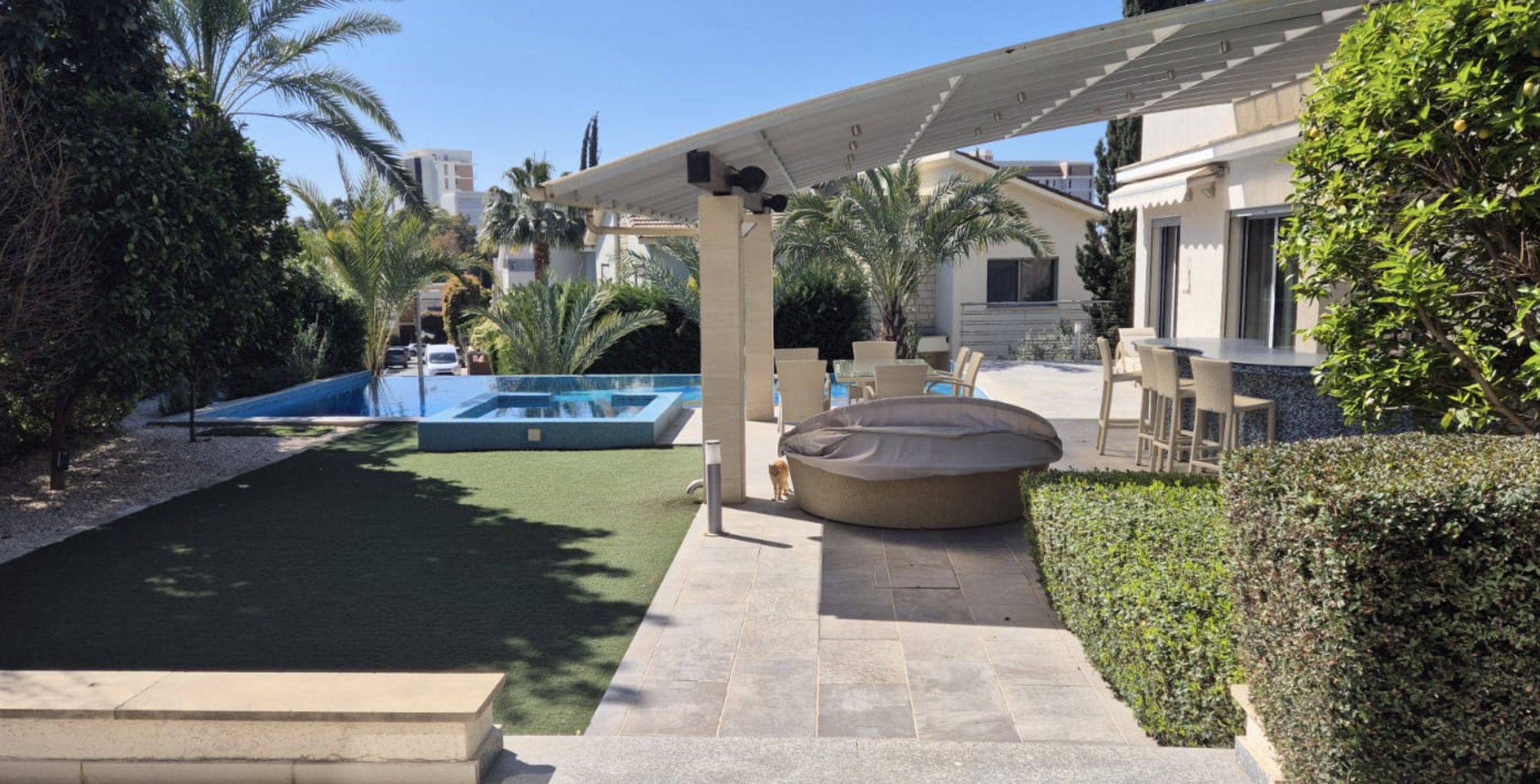 Spacious 6-Bedroom Villa in Agios Tychon Tourist Area, Limassol
