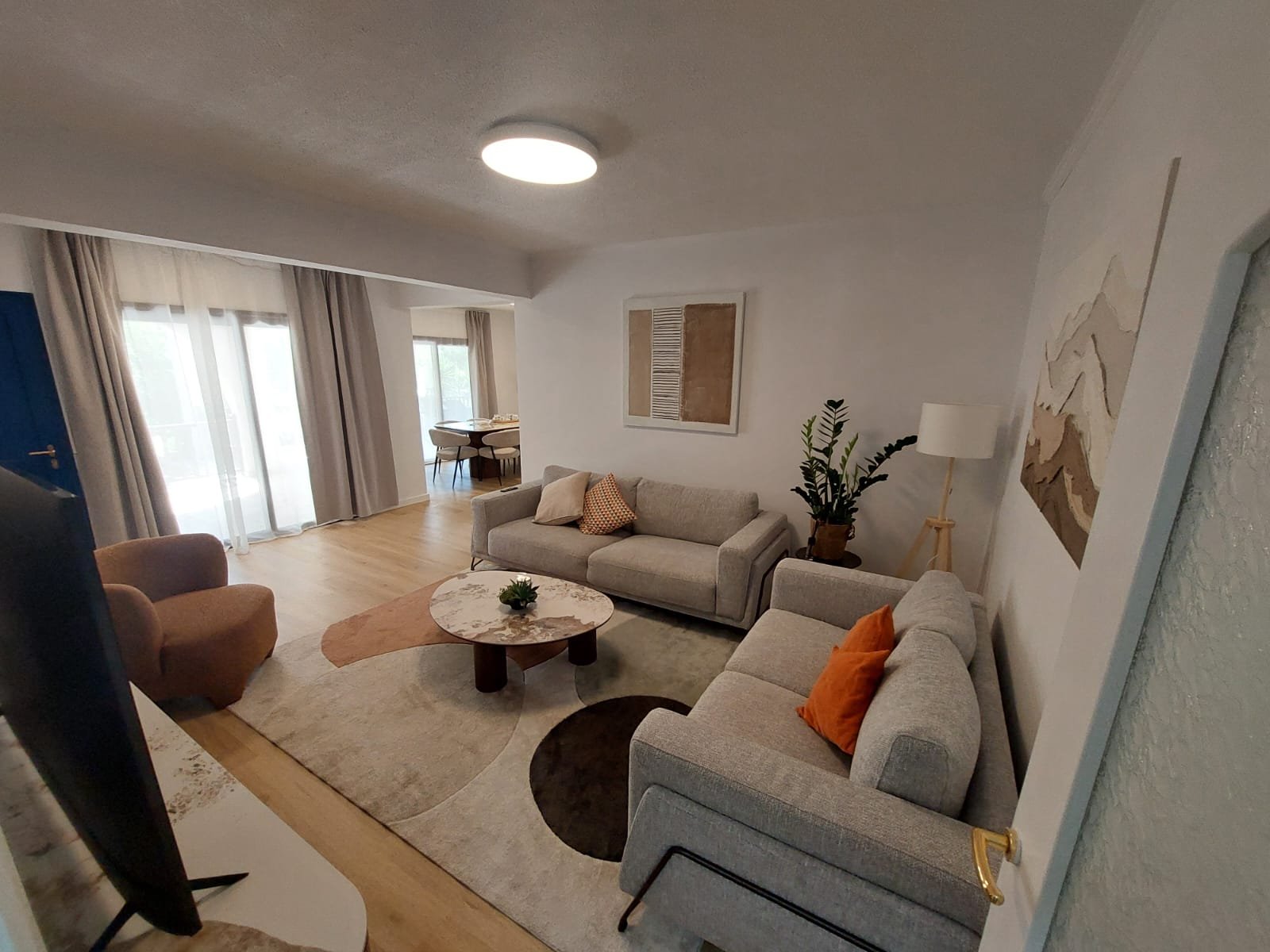 Renovated 3-bed furnished apartment near beach, Agios Tychonas photo 10