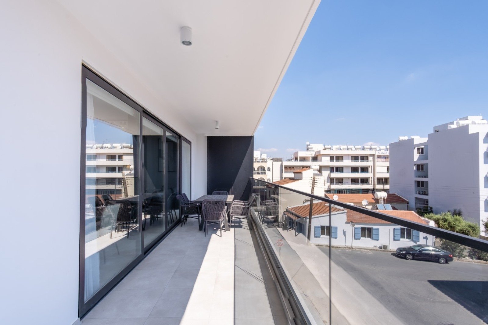 Modern 2-bedroom apartment in Chrysopolitissa, Larnaca photo 6