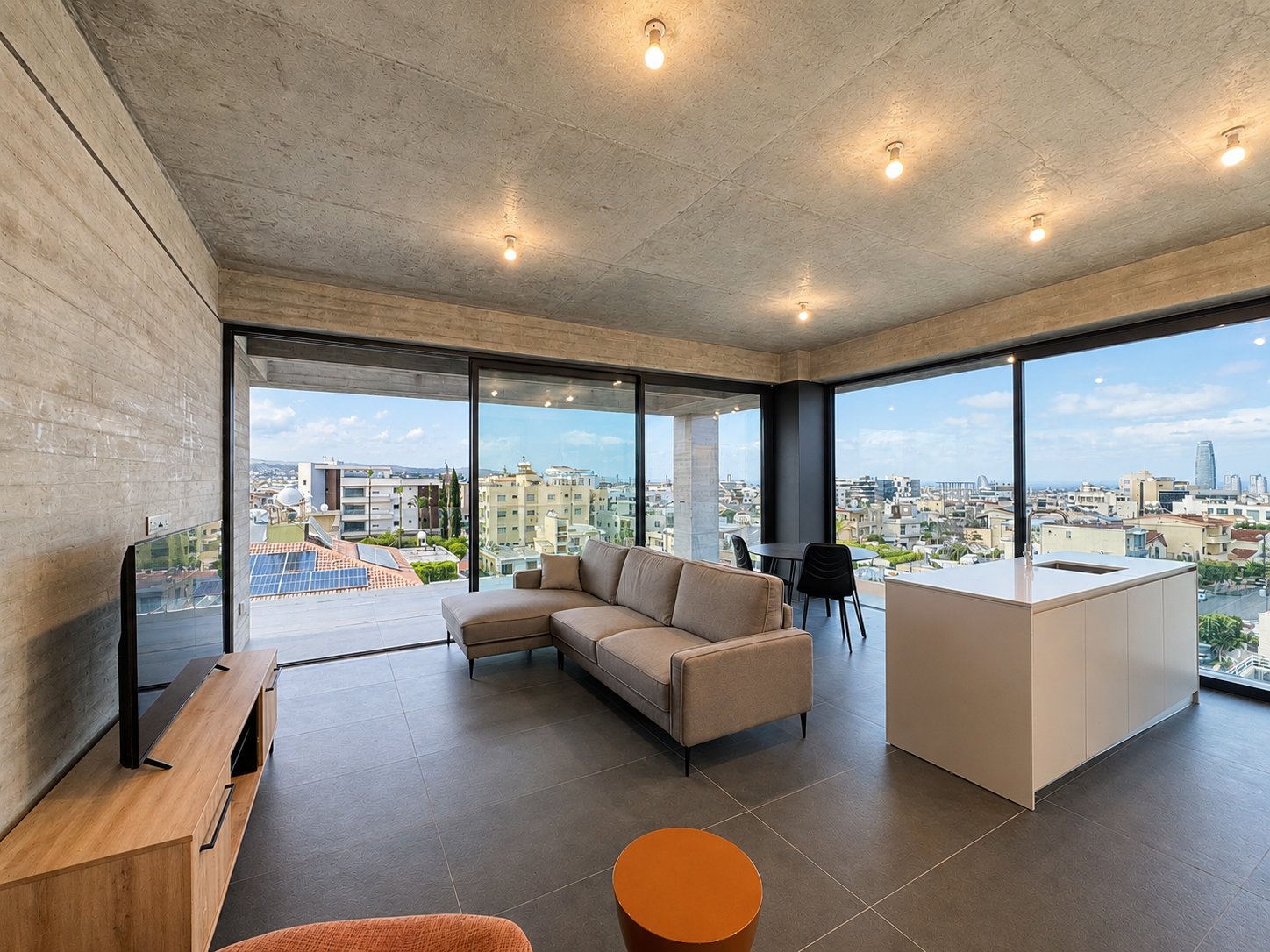 Modern 2-Bedroom Penthouse in Mesa Geitonia, Limassol