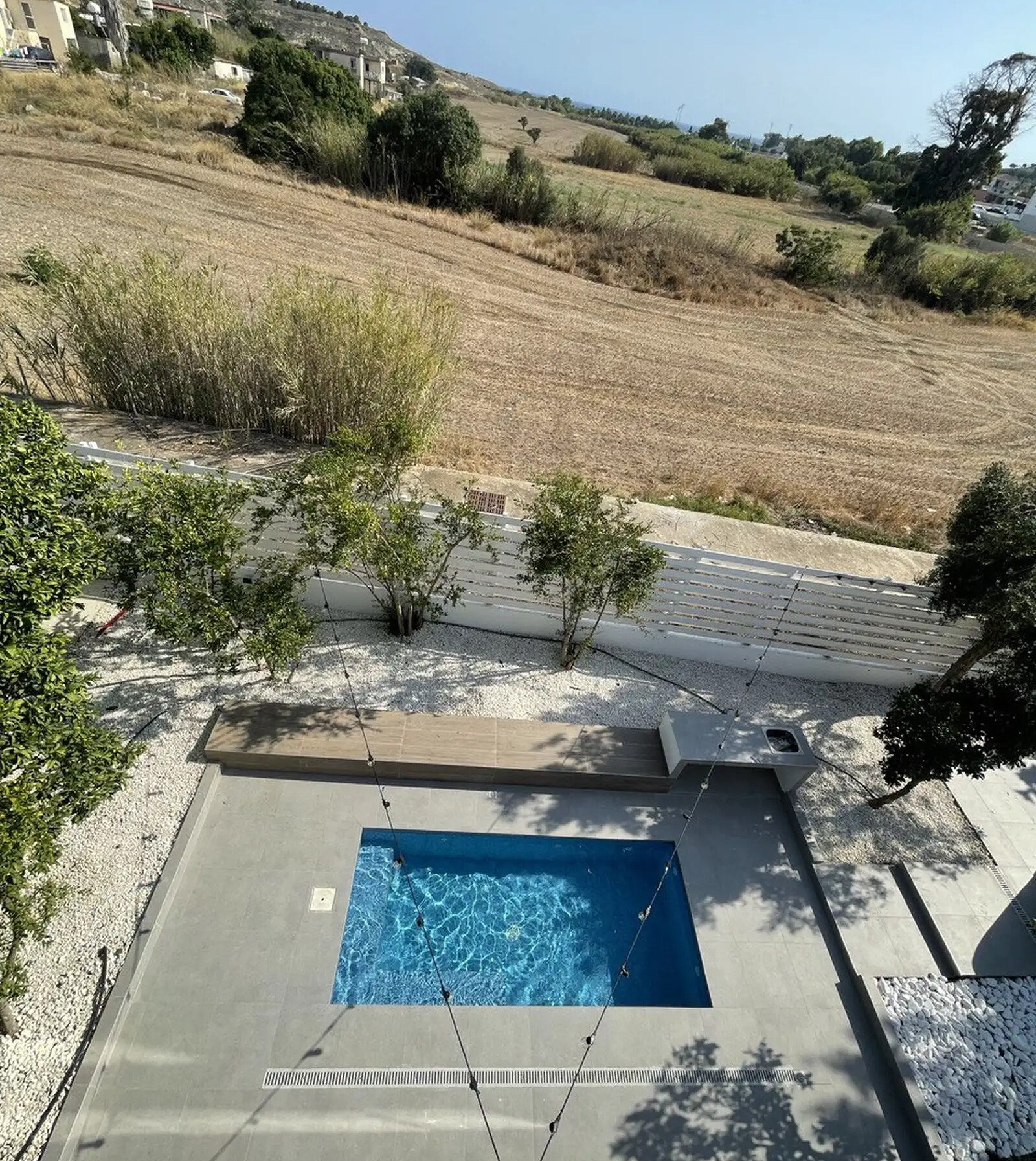 5-bed villa with pool and sea view in Ormideia photo 5