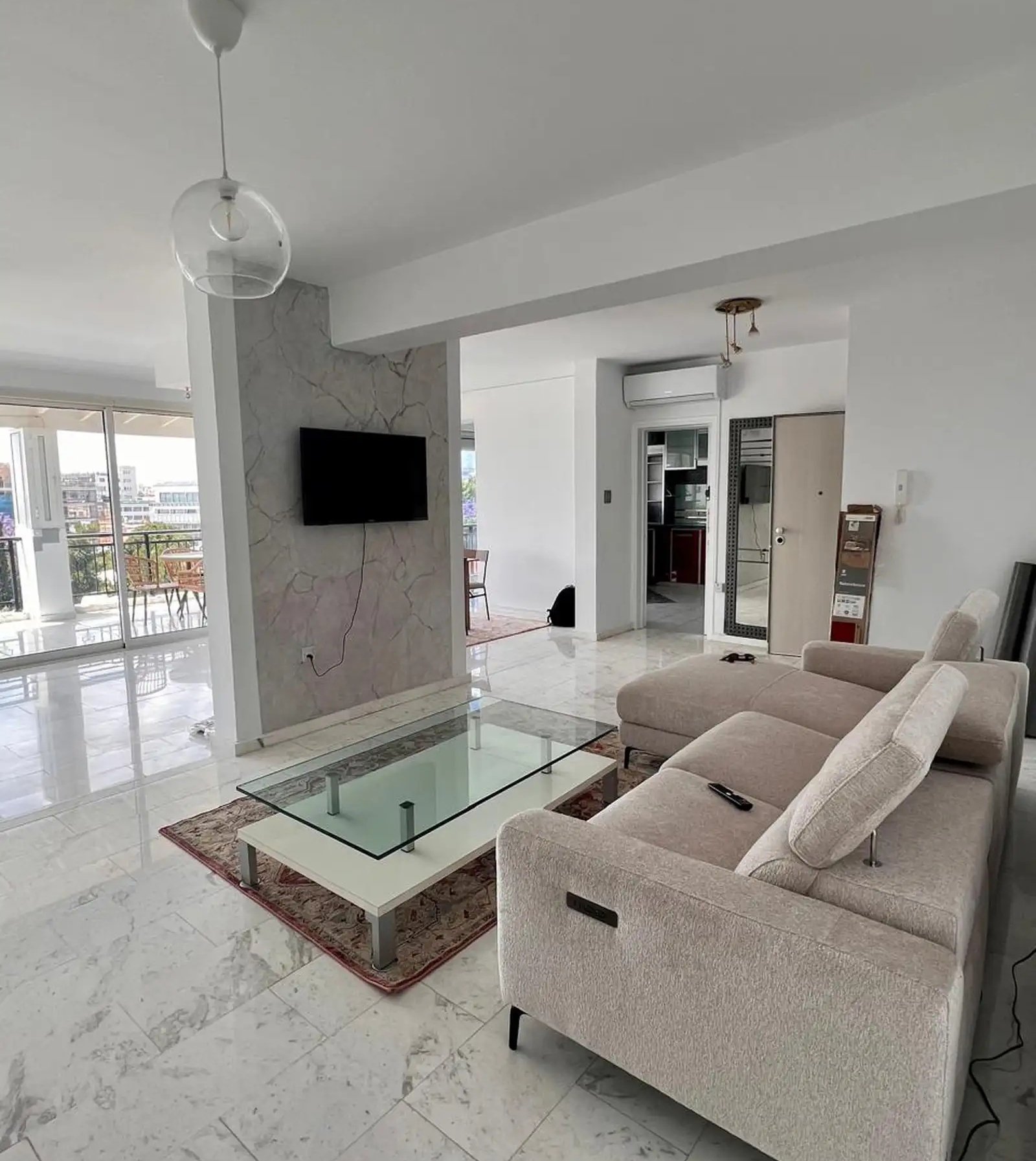 Renovated 3-bed furnished apartment in Katholiki, Limassol photo 4