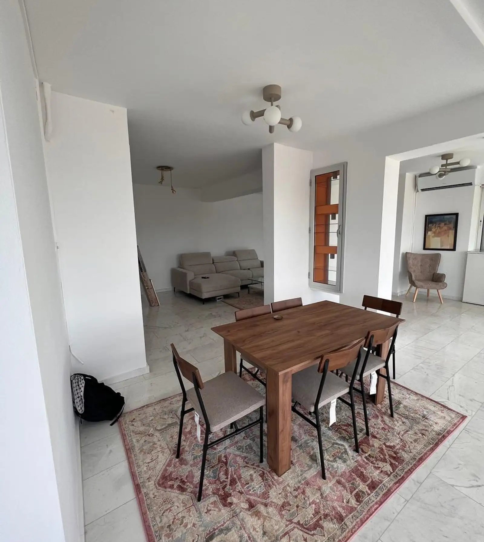 Renovated 3-bed furnished apartment in Katholiki, Limassol photo 6