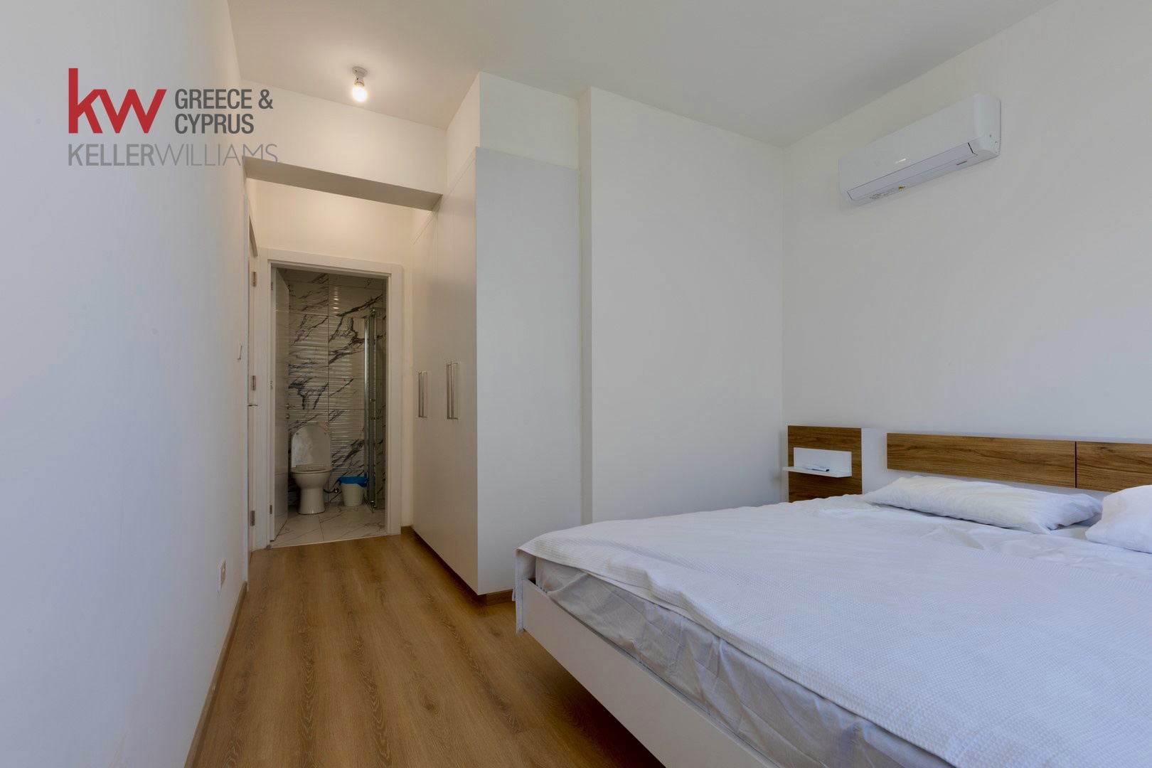 2-bed furnished apartment with balcony in Livadia, Larnaca photo 8