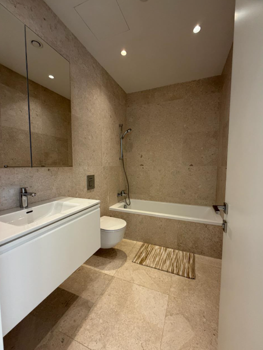Modern 3-bedroom apartment in Potamos Germasogeias photo 14