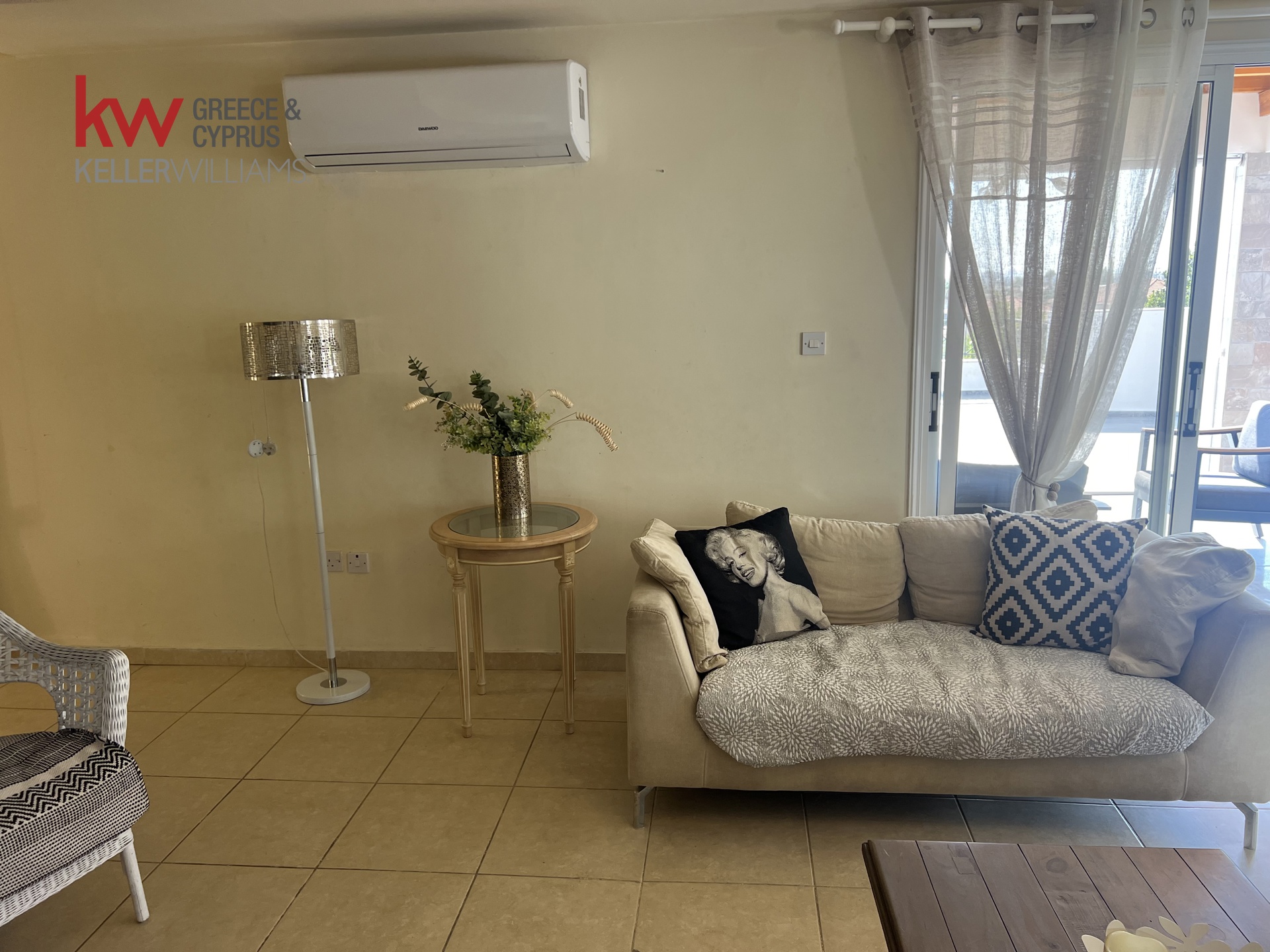 3-bed penthouse with terrace and pool in Oroklini, Larnaca photo 20