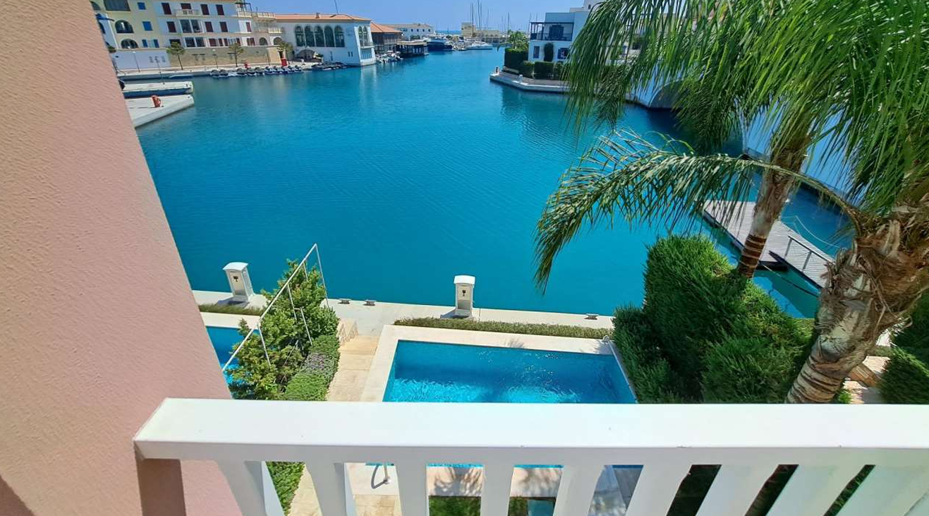 3-bed villa with private pool in Limassol Marina photo 5