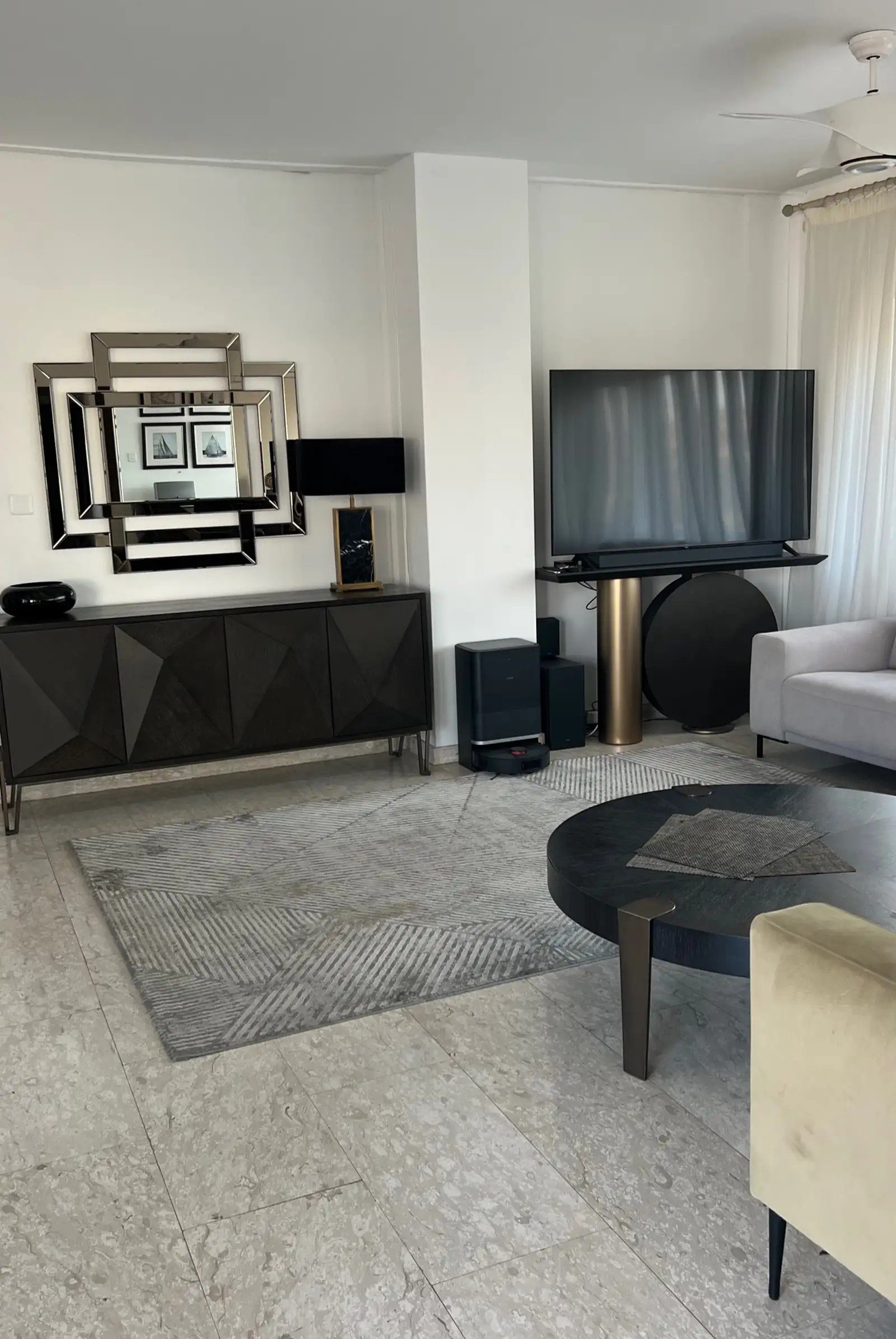 Spacious 3-Bedroom Apartment in Armenochori, Limassol