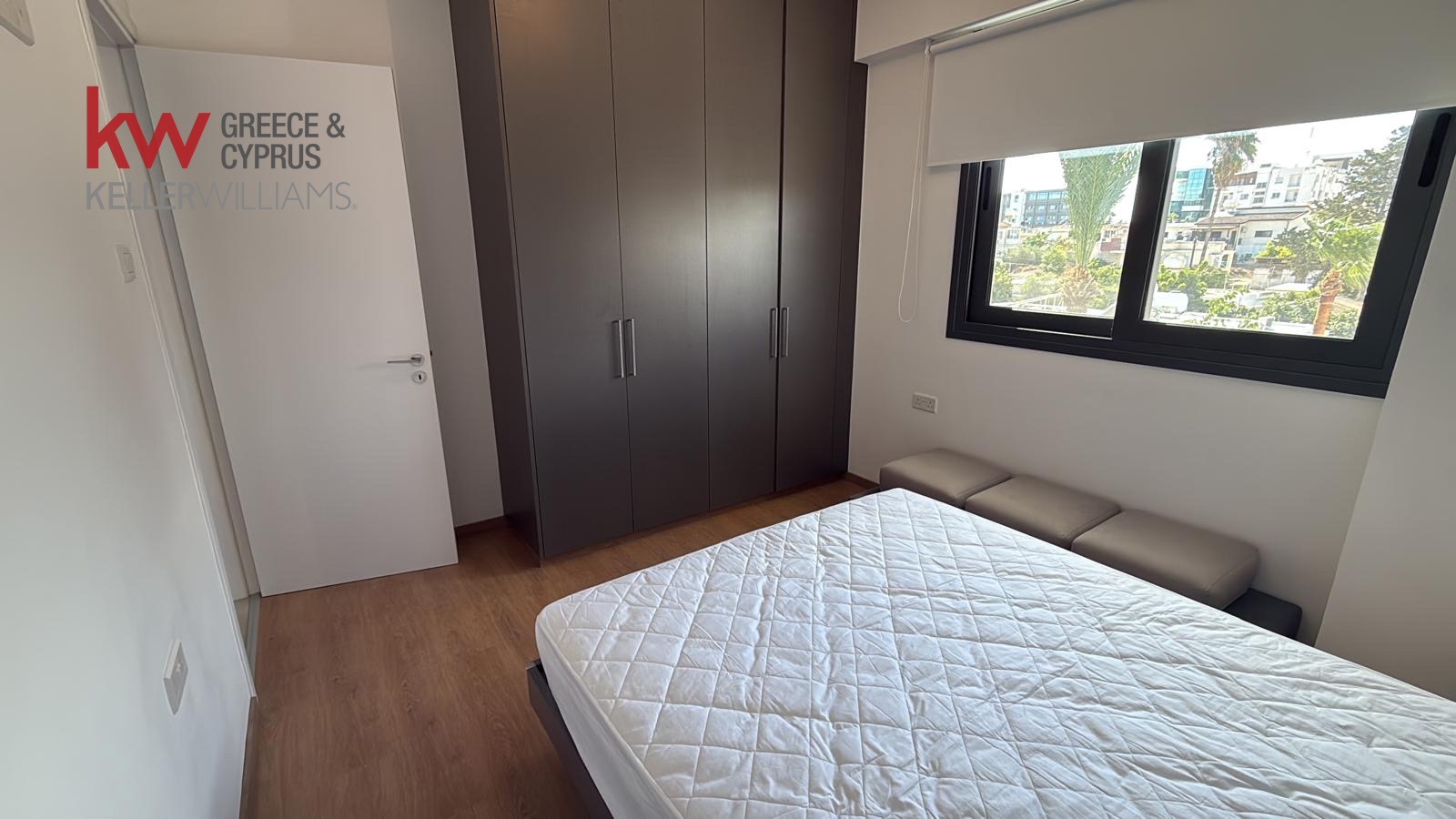 1-bed furnished apartment with balcony in Larnaca City photo 4