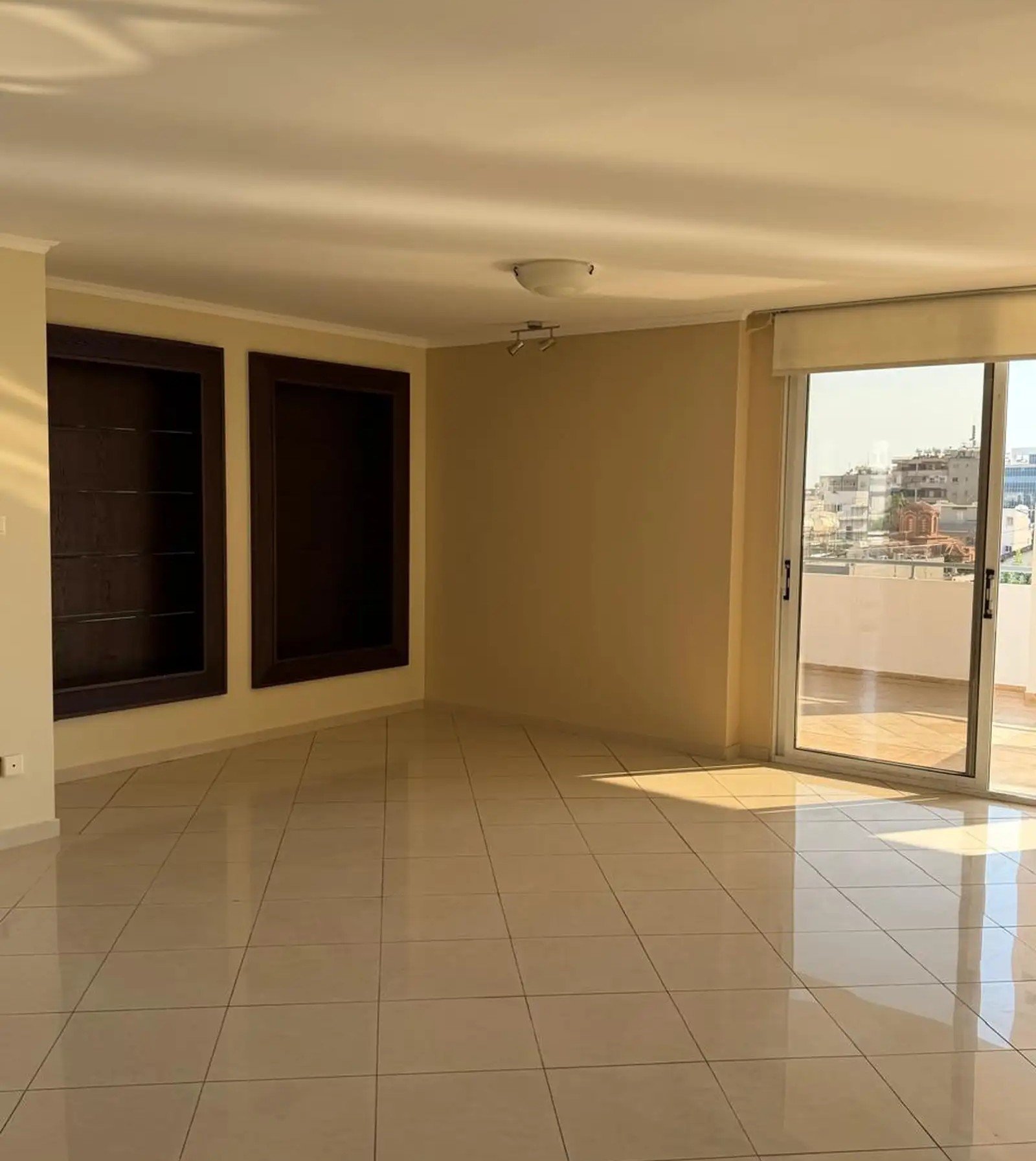 Modern 3-Bedroom Apartment in Mesa Geitonia, Limassol