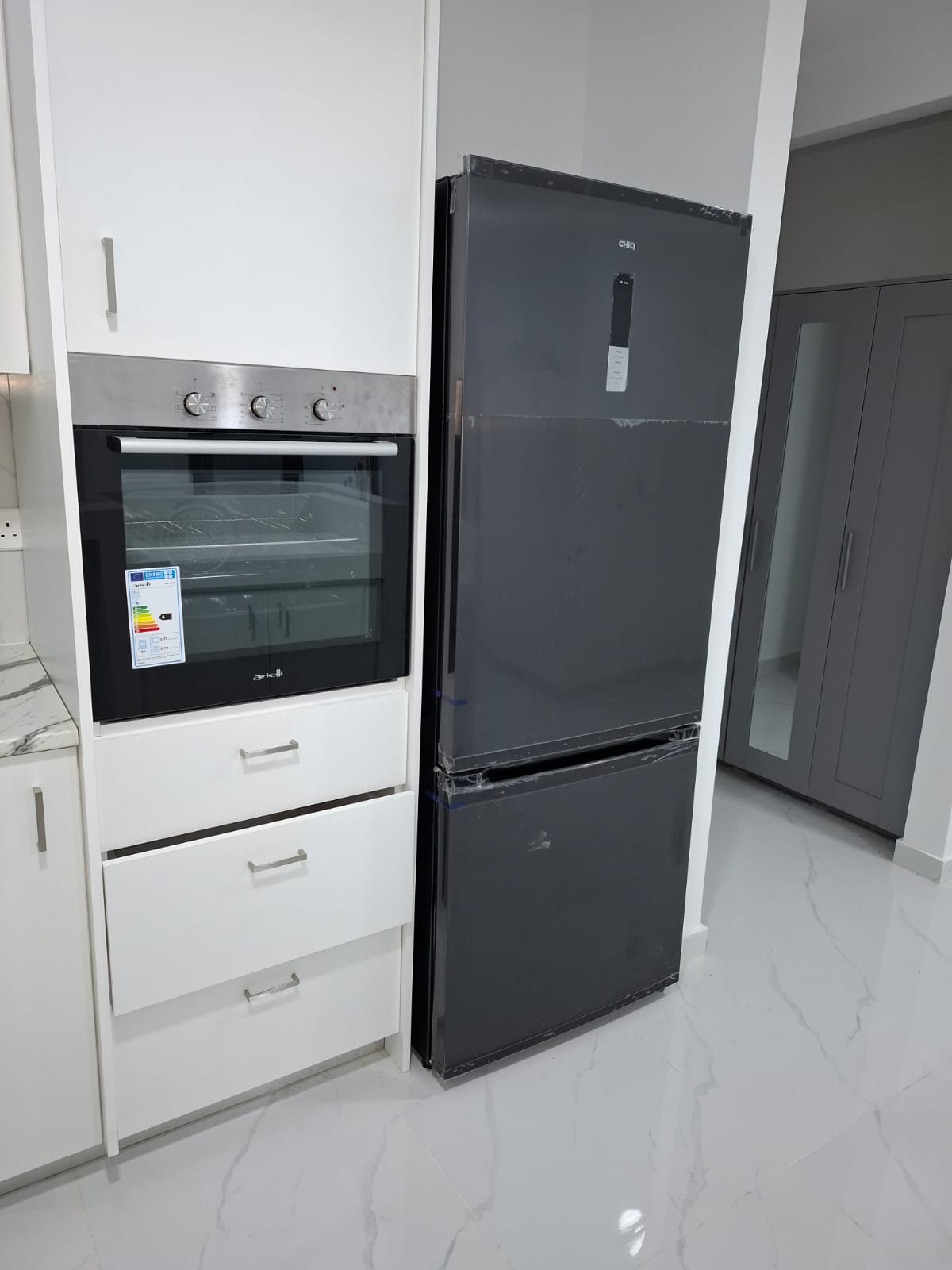 2-bed furnished penthouse with sea view in Nea Ekali photo 10